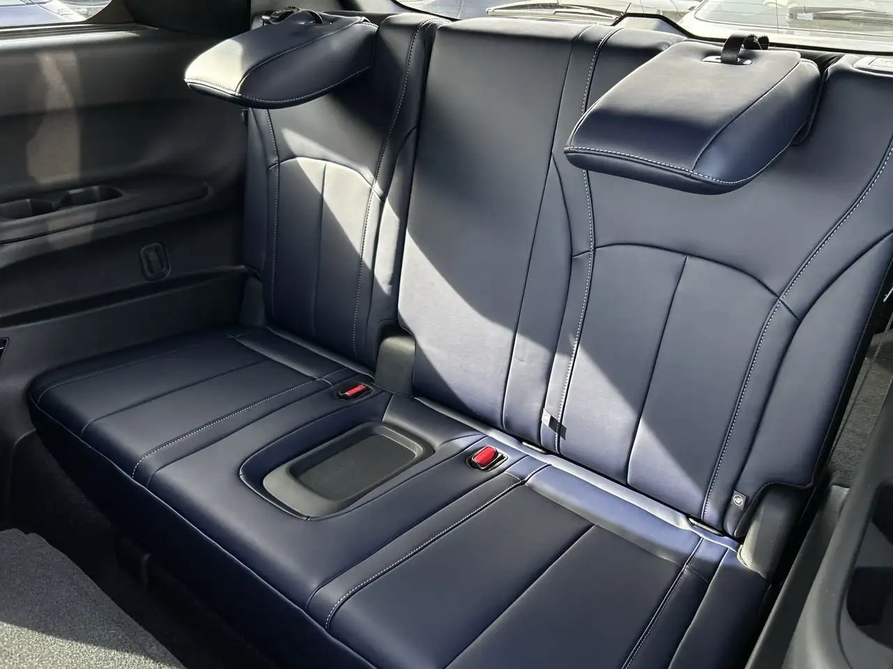 Infiniti QX60 снимка Infiniti QX60