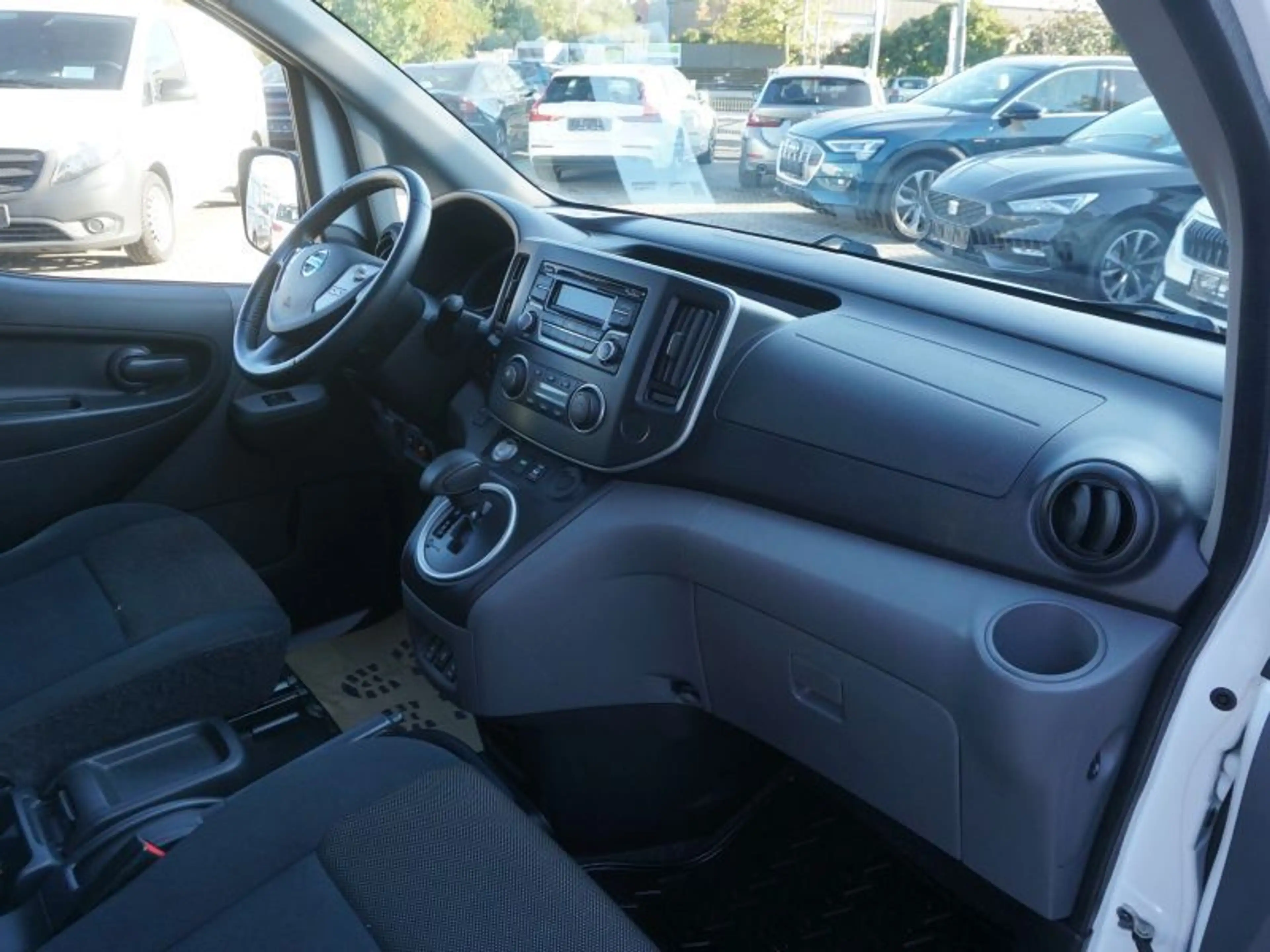 Nissan E-NV200 Kasten Comfort *KLIMA+KAMERA* — photo 9