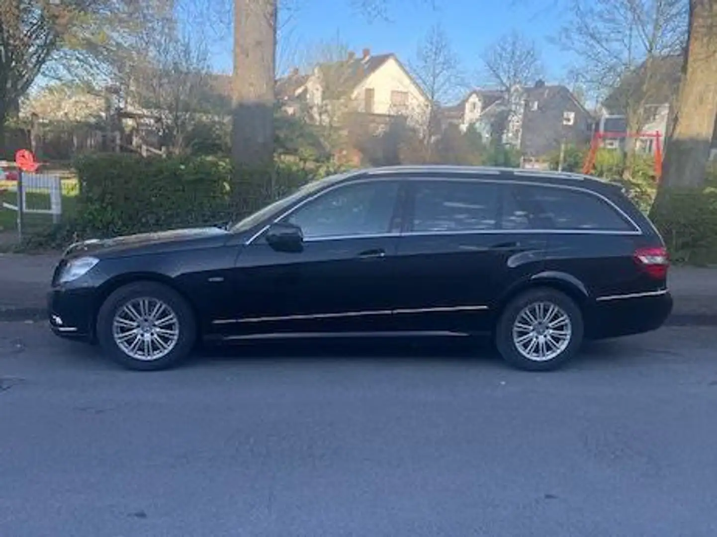 Mercedes-Benz 350 E 350 CGI Blue Effency Avantgarde Negru - 2