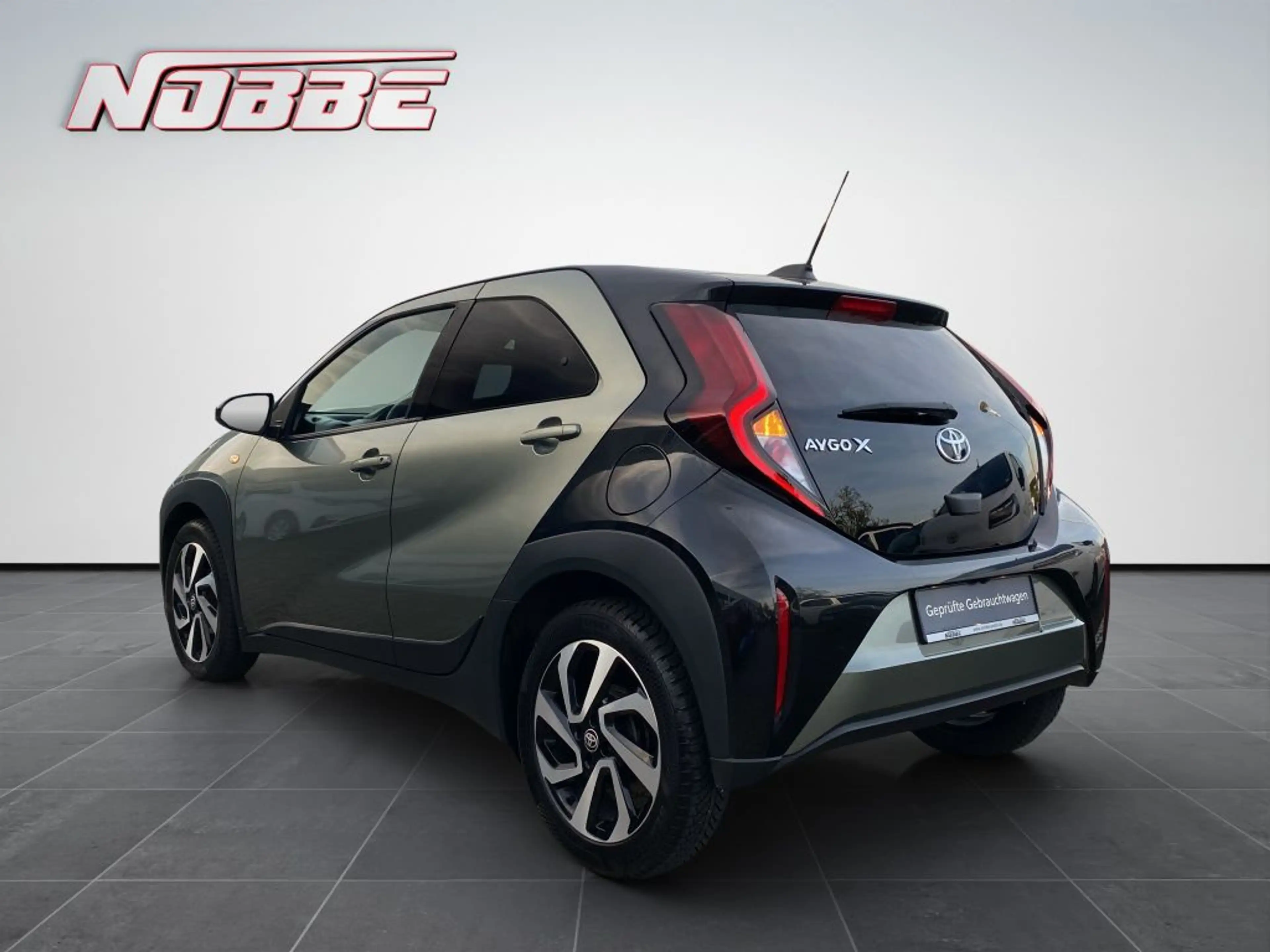 Toyota Aygo X Pulse *Allwetter+Carplay+AndroidAuto* — photo 3