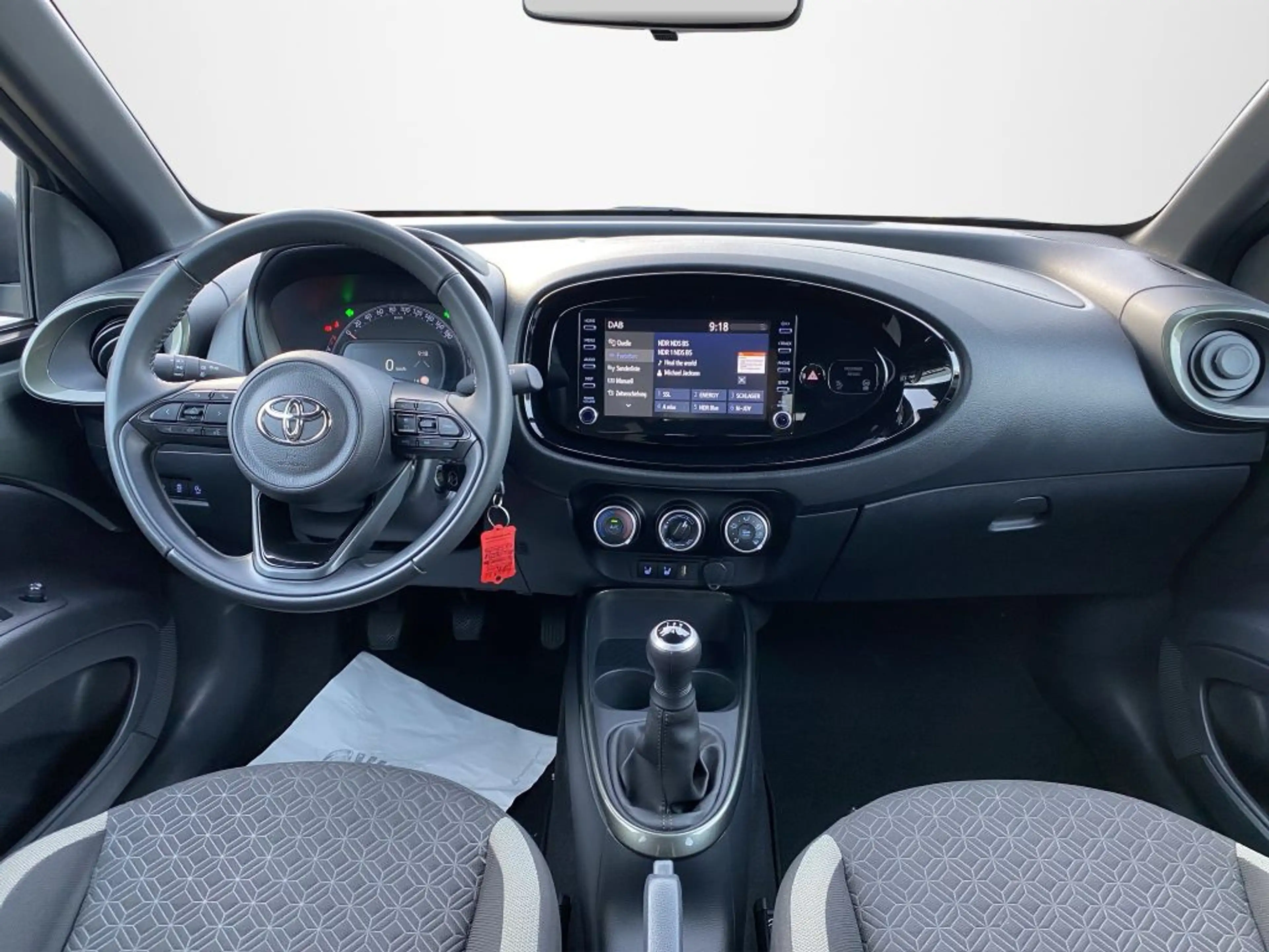 Toyota Aygo X Pulse *Allwetter+Carplay+AndroidAuto* — photo 13