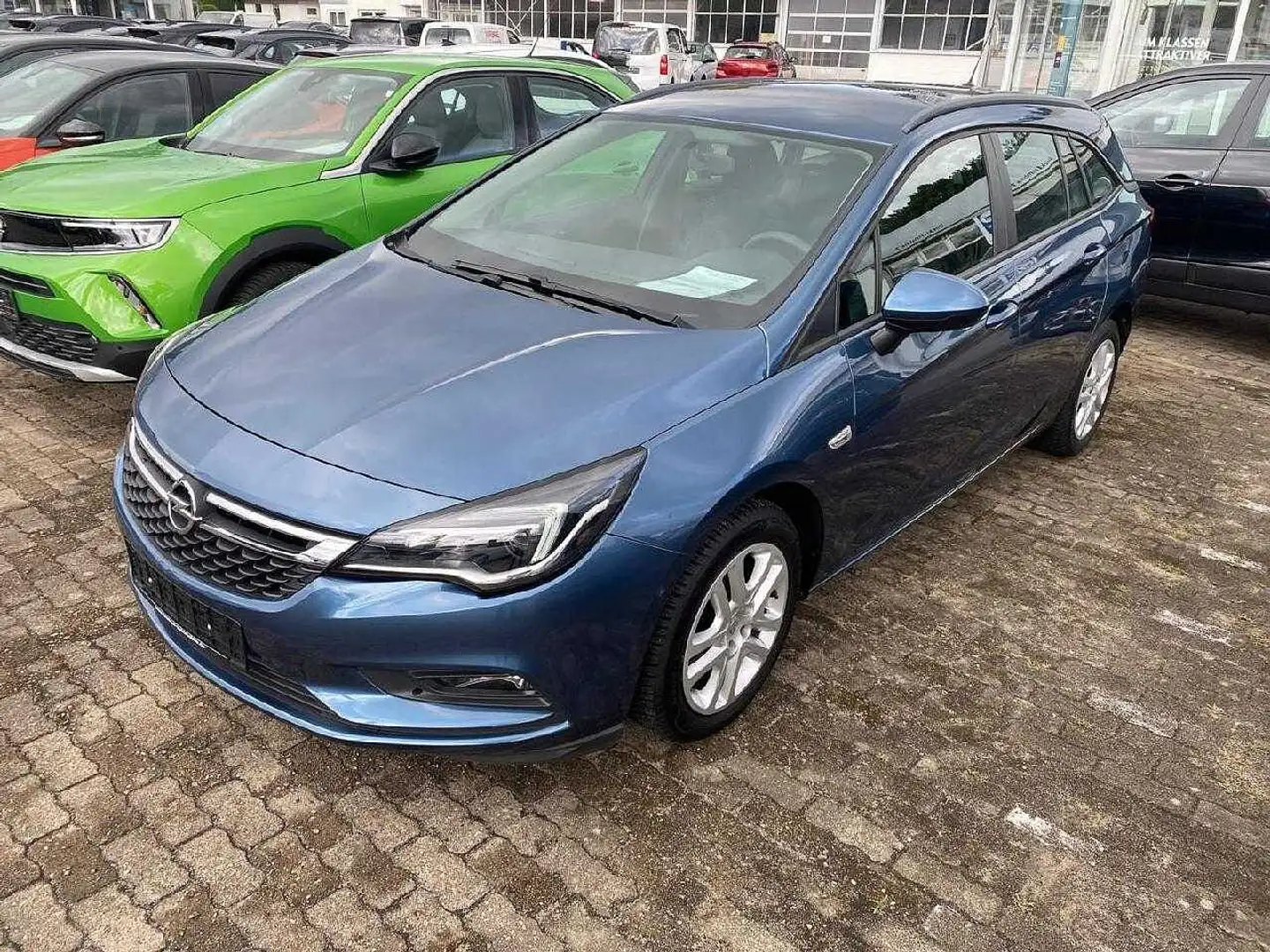 Opel Astra K Sports Tourer Edition Blau - 1