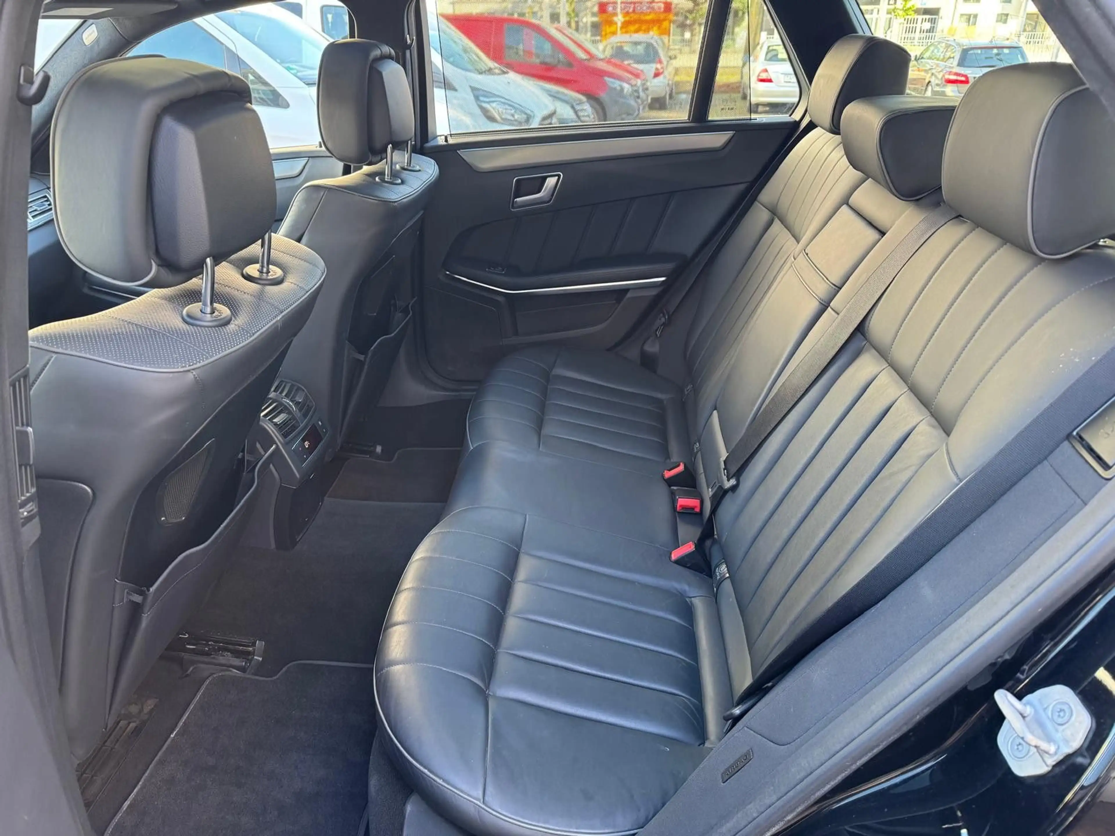 Mercedes-Benz E 350 T BlueTec Avantgarde * Aus 1. Hand * — photo 14