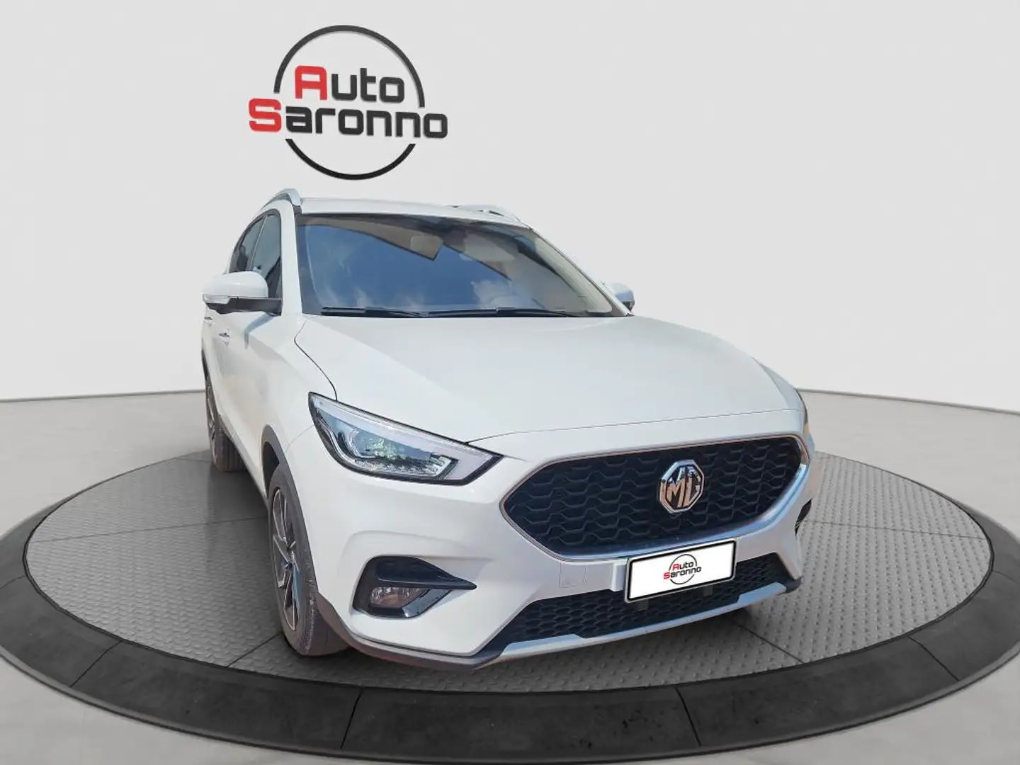 MG ZS 1.5 Luxury Bianco - 2