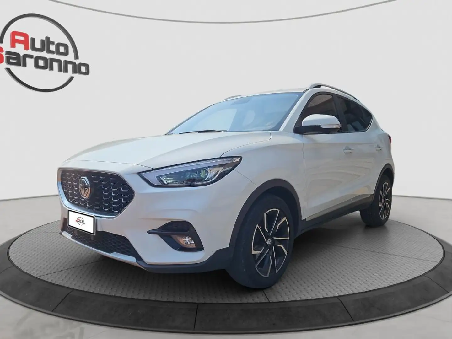 MG ZS 1.5 Luxury Bianco - 1