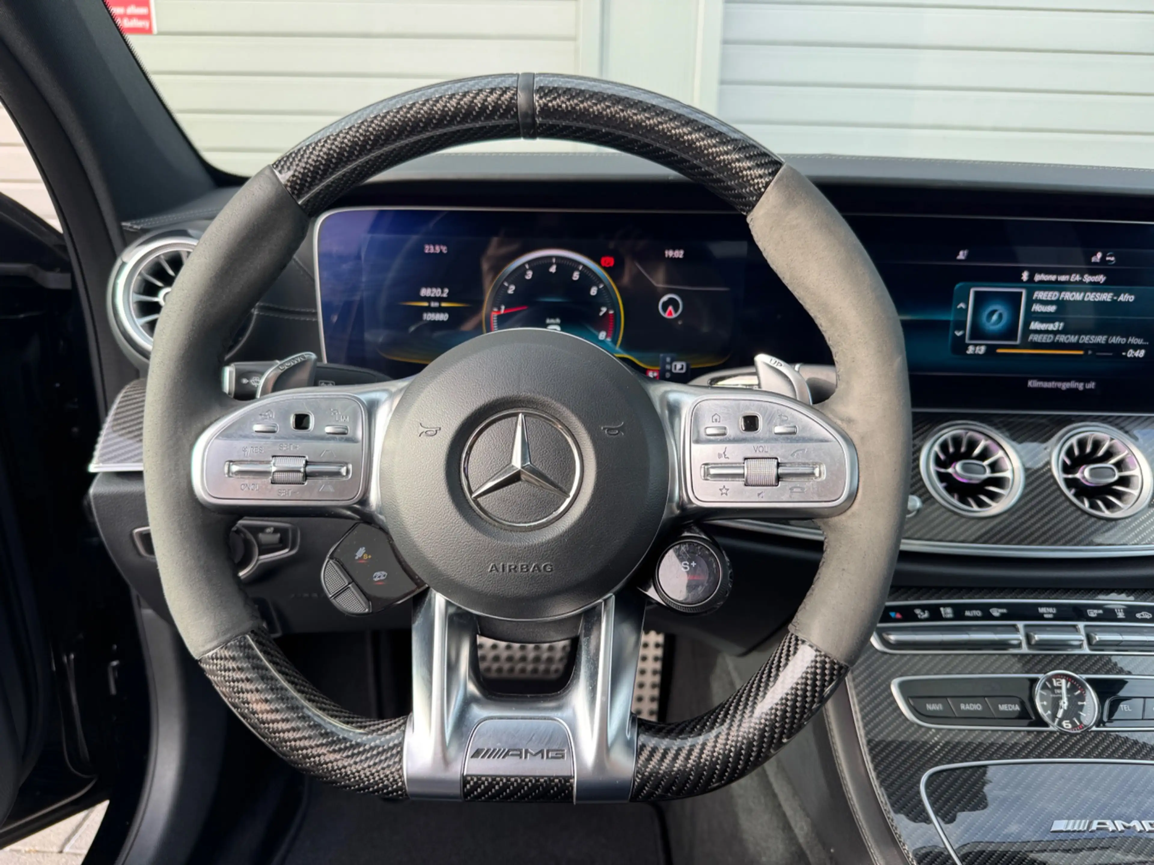 Mercedes-Benz E 63 AMG S 4MATIC+ Carbon BOMVOL — photo 41