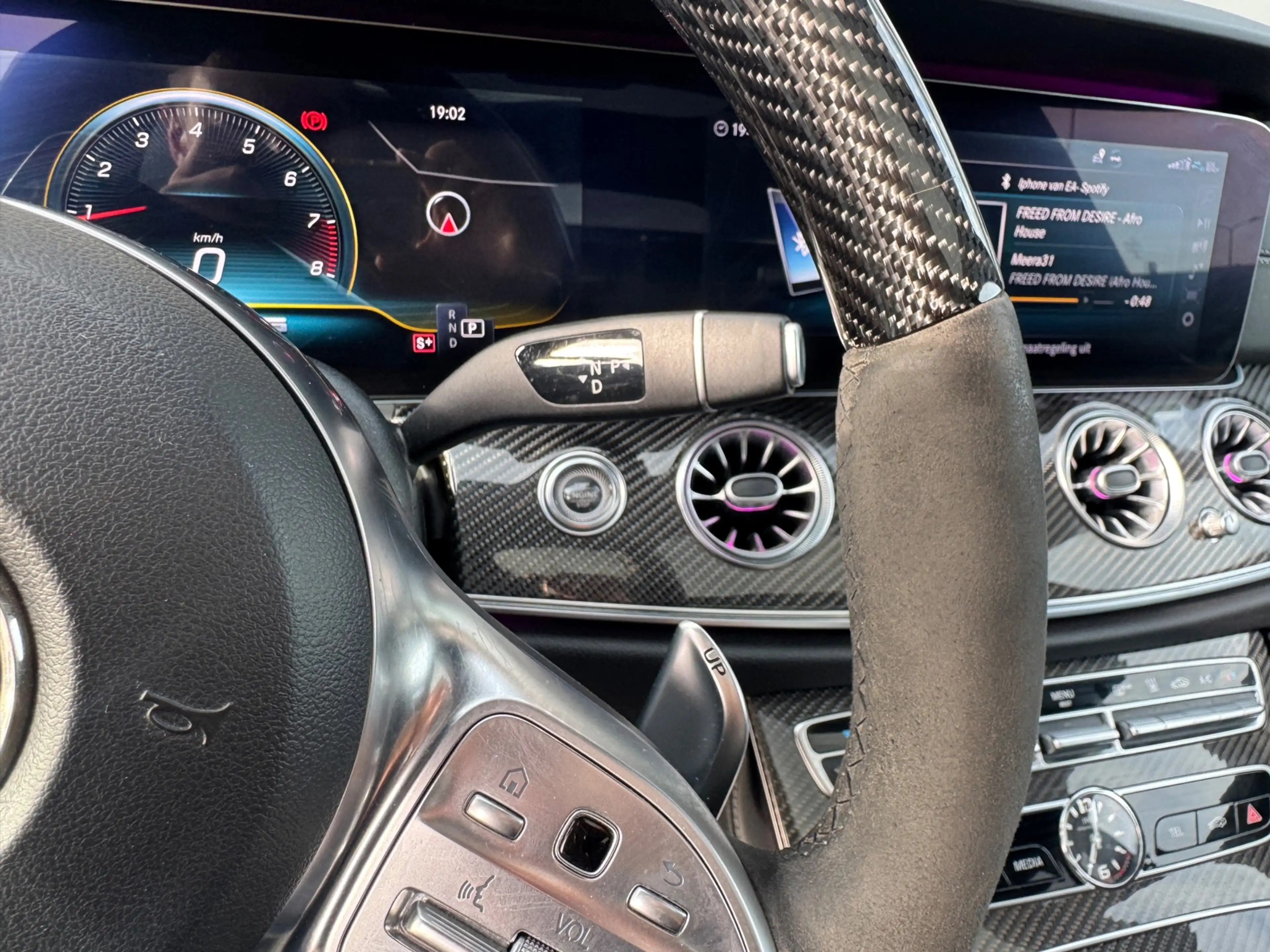 Mercedes-Benz E 63 AMG S 4MATIC+ Carbon BOMVOL — photo 43