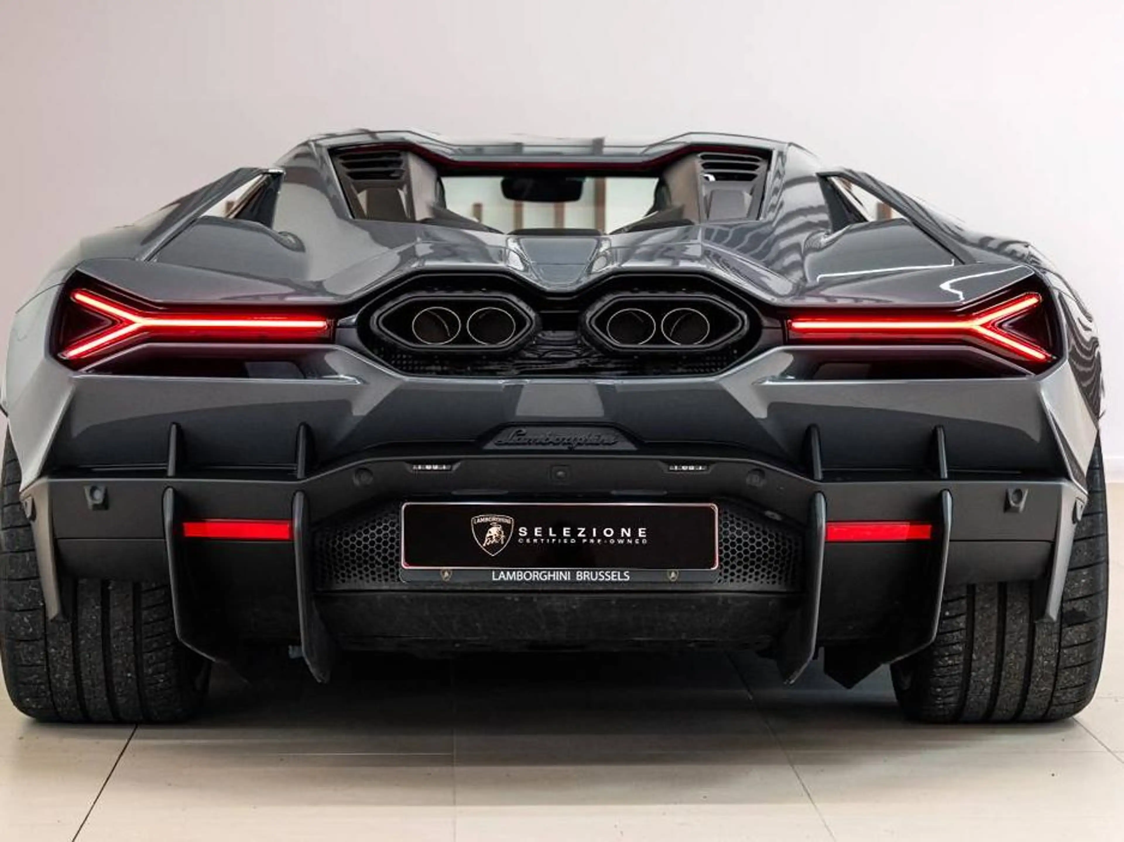 Lamborghini Revuelto Revuelto PHEV 6.5i V12 — photo 4