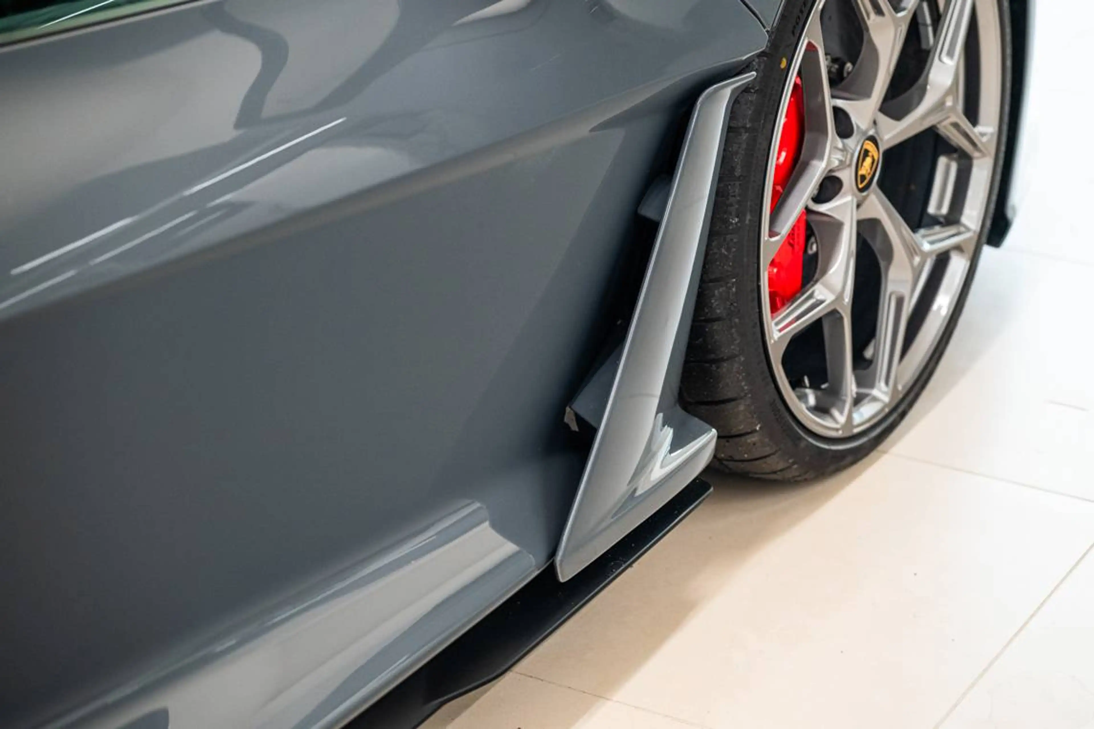 Lamborghini Revuelto Revuelto PHEV 6.5i V12 — photo 15