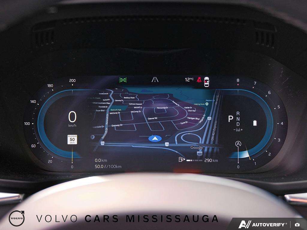 2024 Volvo XC60 Plus Dark Theme thumb 15