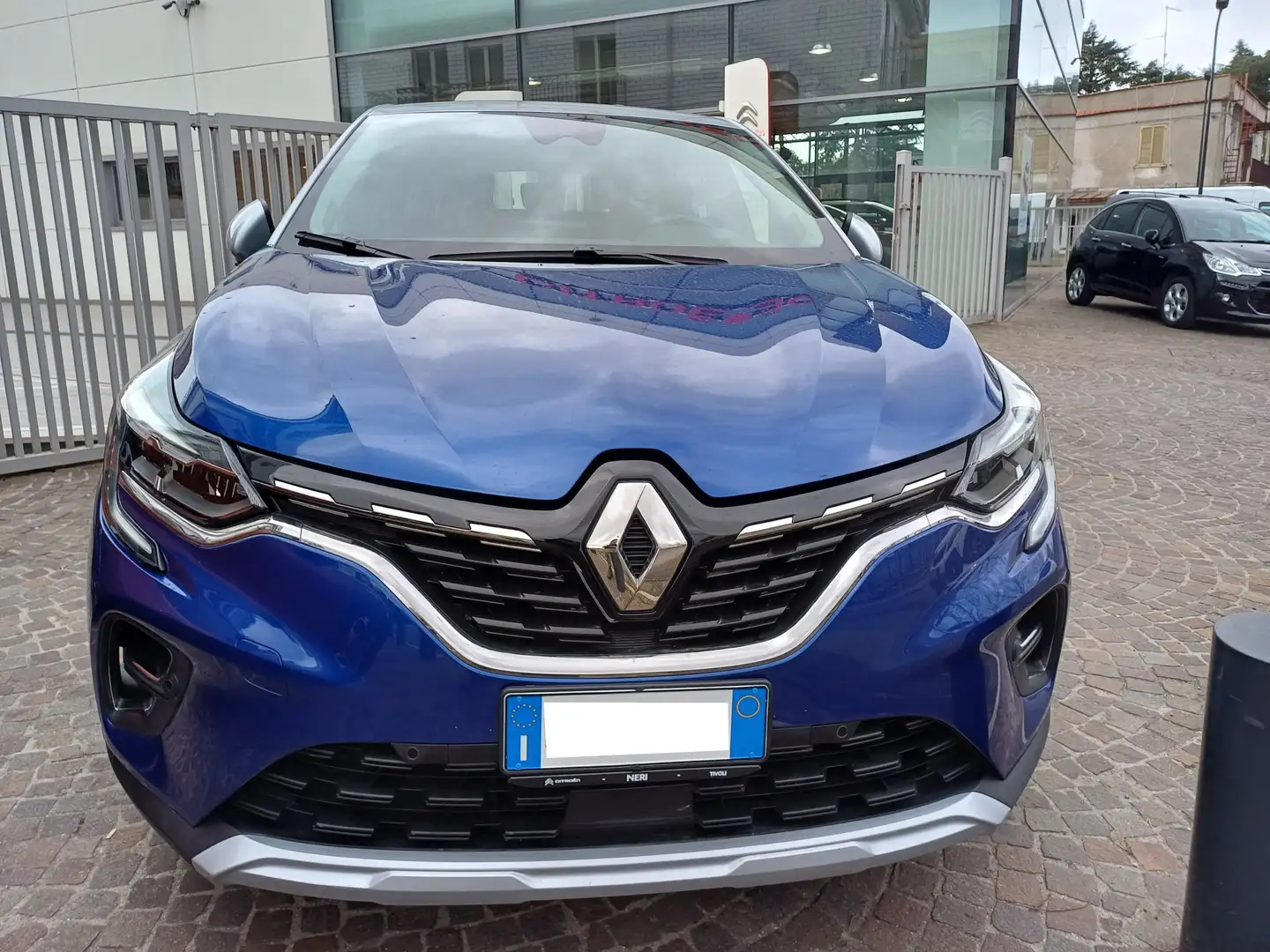 Renault Captur 1.6 E-Tech phev Intens 160cv auto Blauw - 2