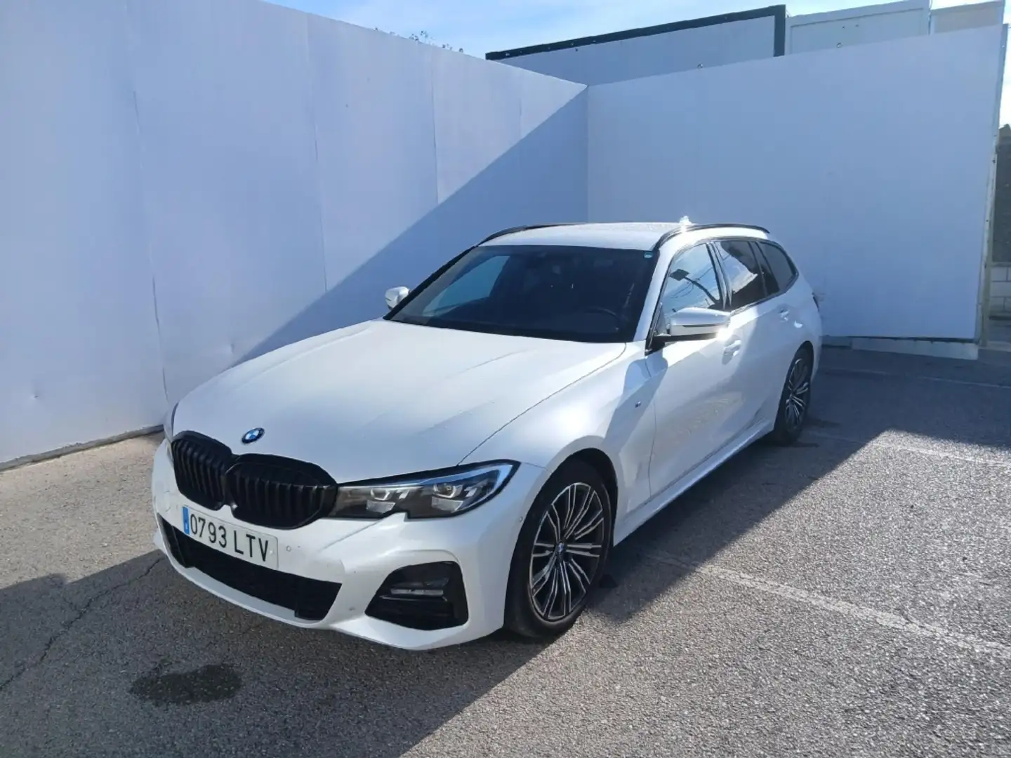BMW 320 320dA Touring Blanco - 1
