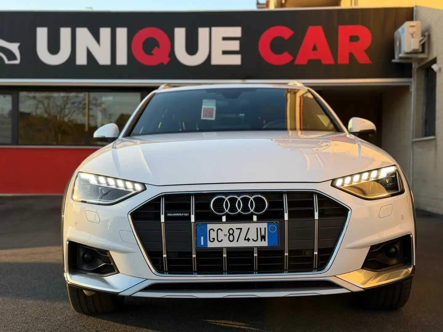 Audi A4 allroad 40 TDI 190 CV S tronic Business Evolution Weiß - 2