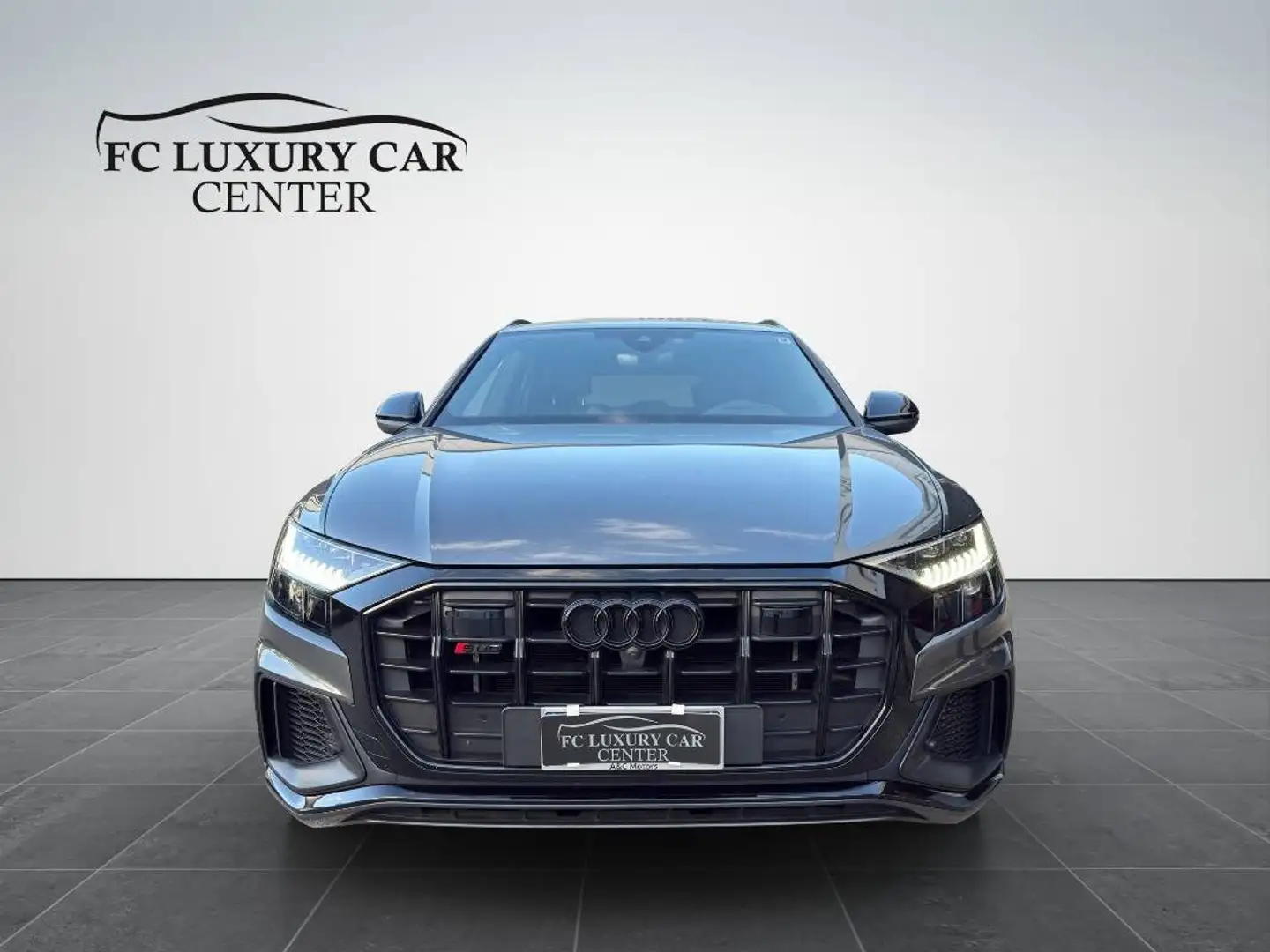 Audi SQ8 4.0 tfsi Sport Attitude quattro tiptronic Grigio - 2