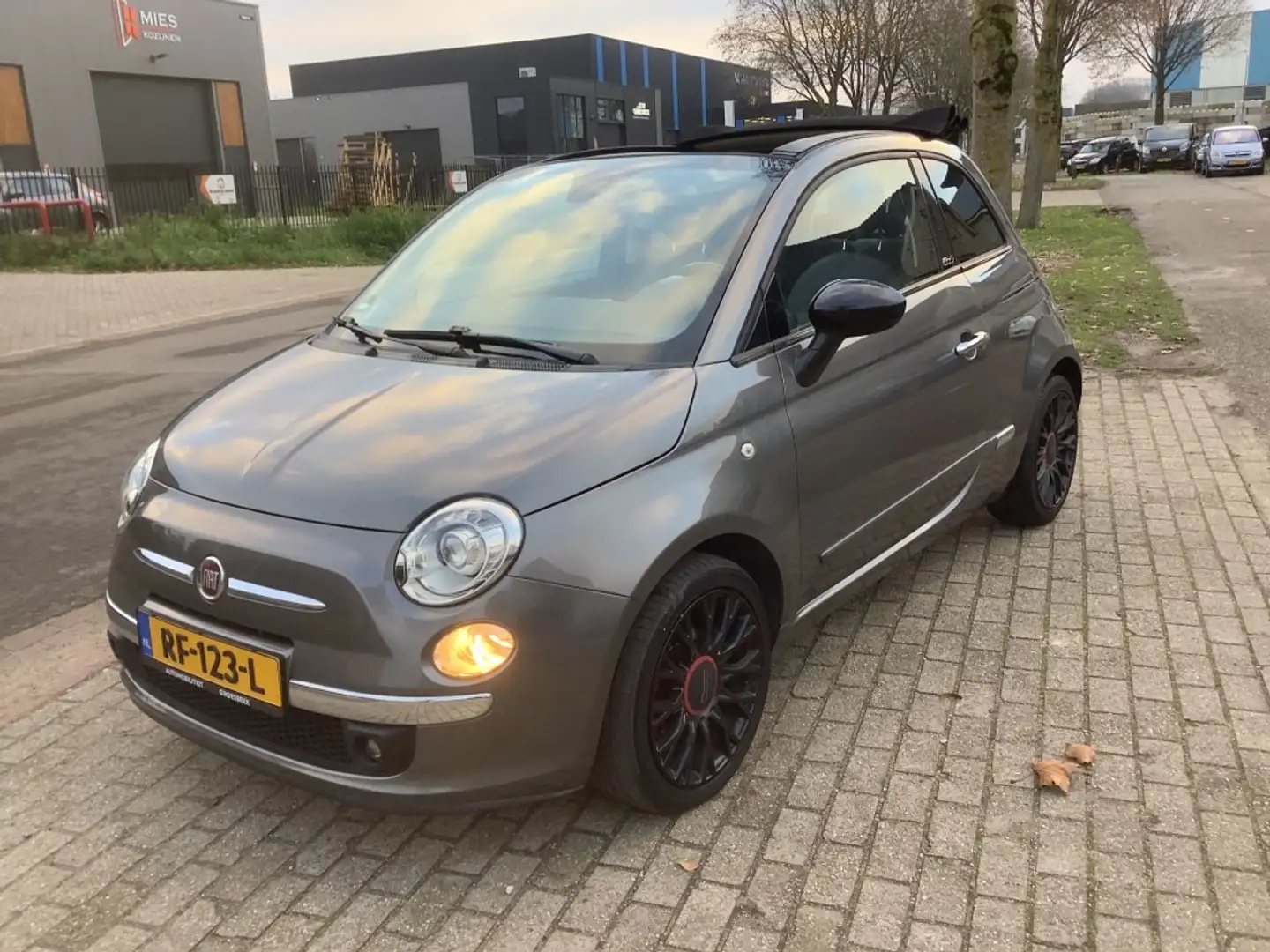 Fiat 500 0.9 TWINAIR LOUNGE cabrio Grijs - 1