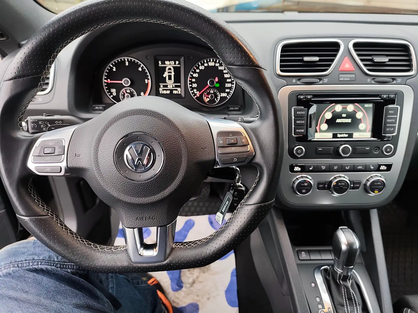 Volkswagen Scirocco 2.0 TDI 103 kW Match,DSG,Navi,Allwetterreifen Schwarz - 2