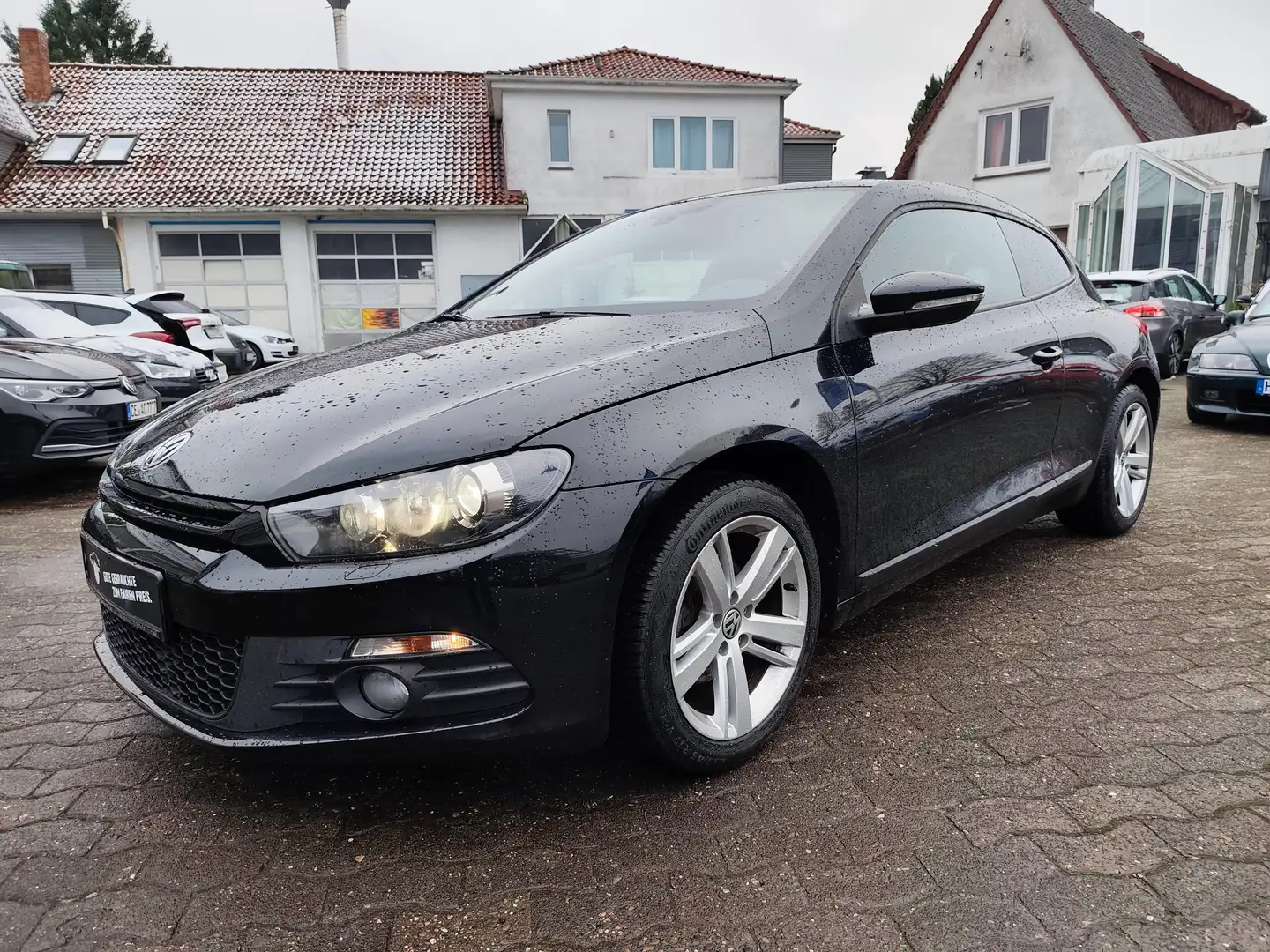 Volkswagen Scirocco 2.0 TDI 103 kW Match,DSG,Navi,Allwetterreifen Schwarz - 1
