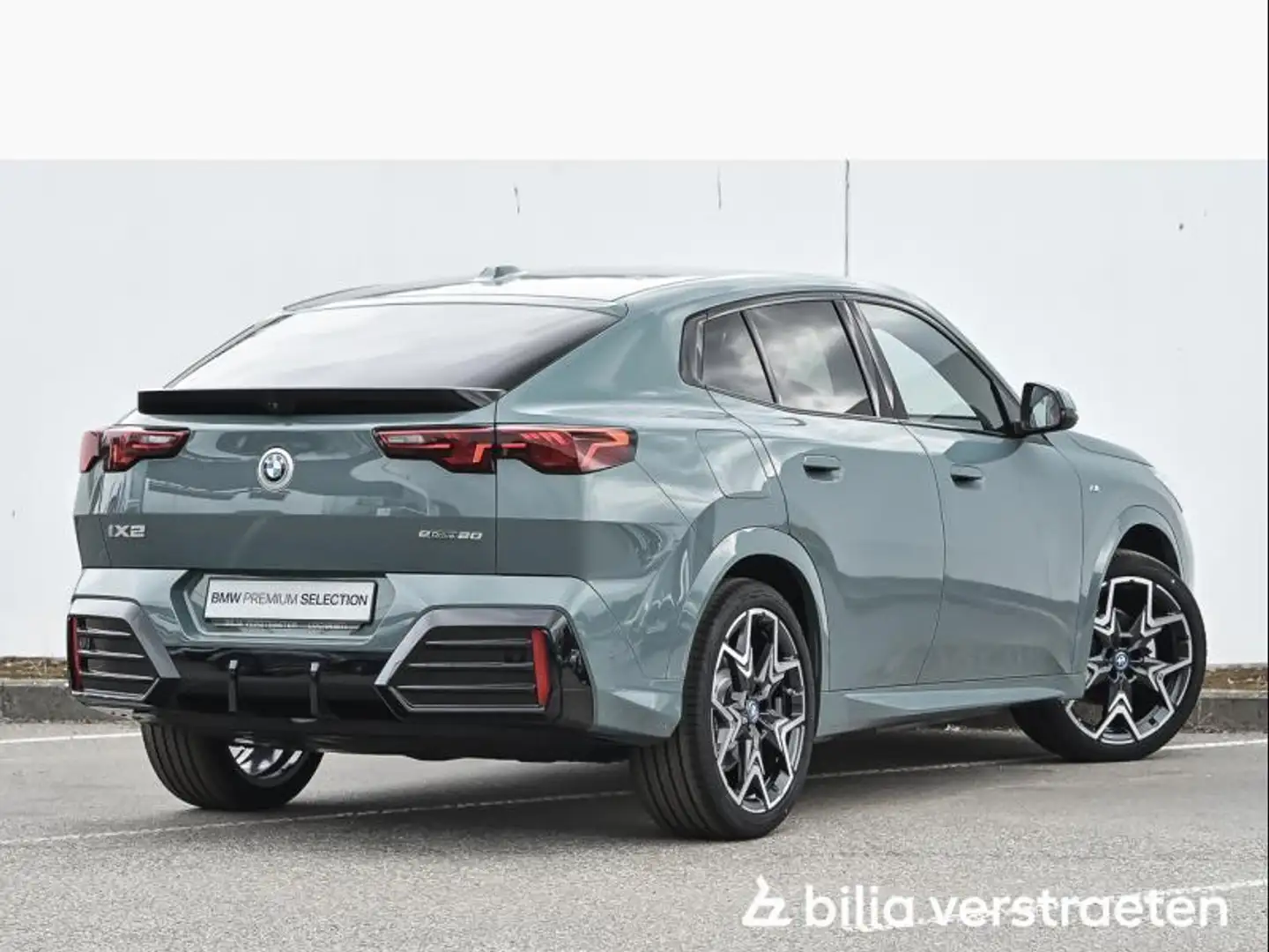 BMW iX2 eDrive20 M Edition Grün - 2