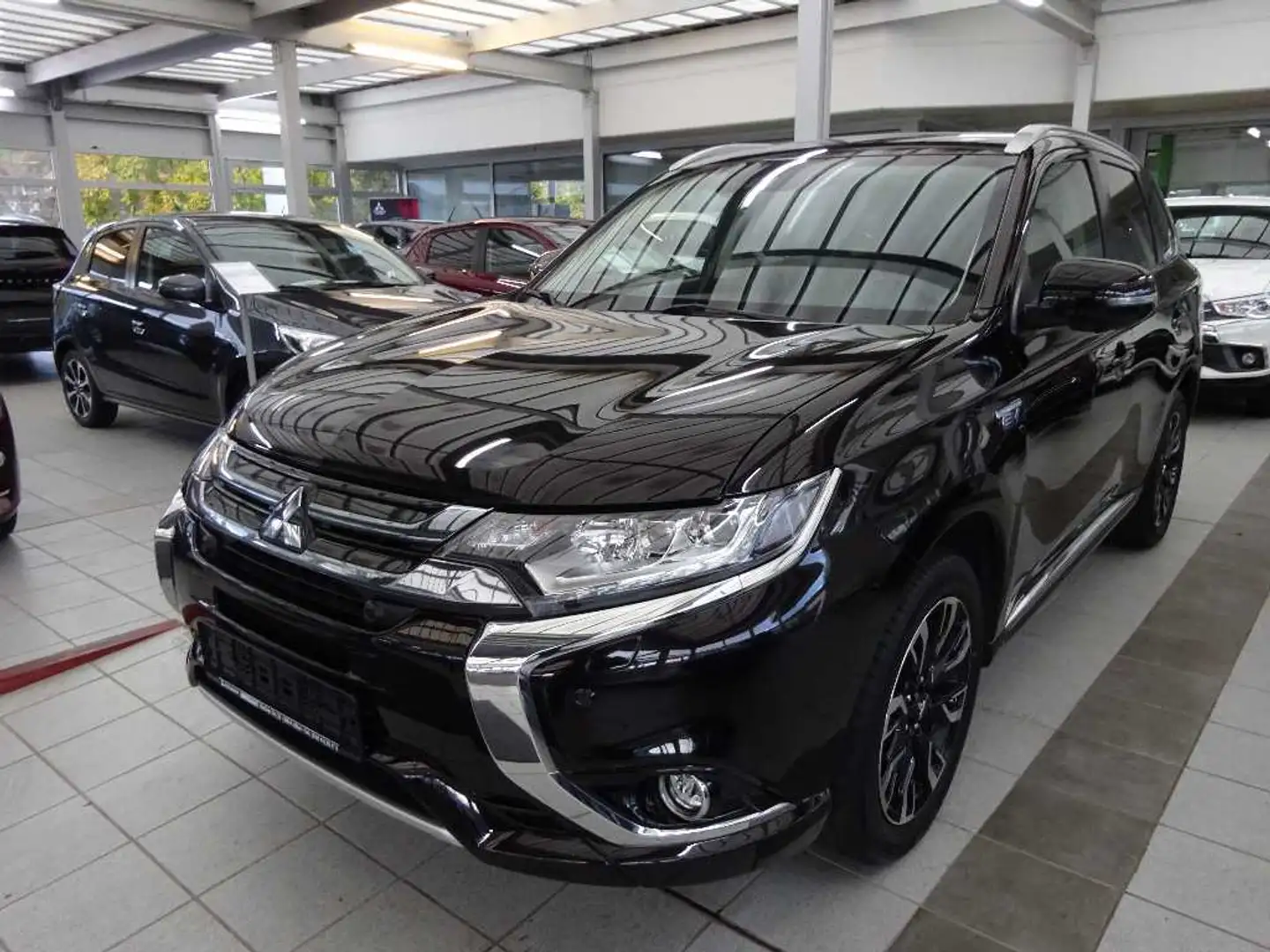 Mitsubishi Outlander TOP Fa.-Paket 4WD Negro - 1