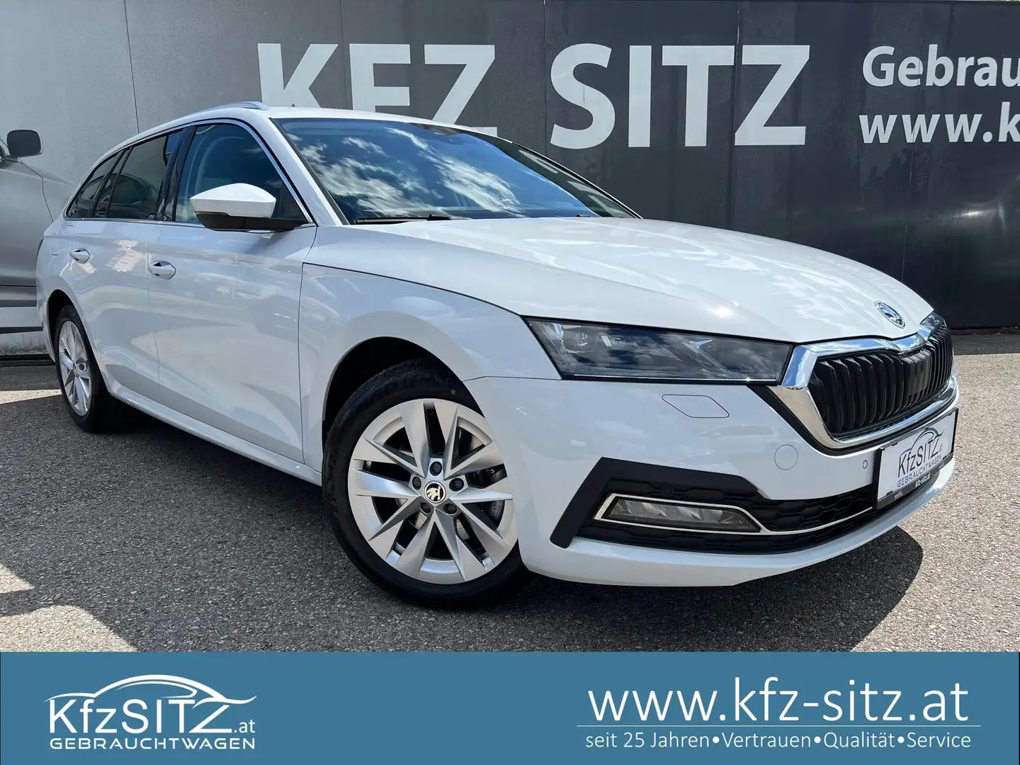 Skoda Octavia Combi 2,0 TDI Style DSG | NP: €46.500 Weiß - 1