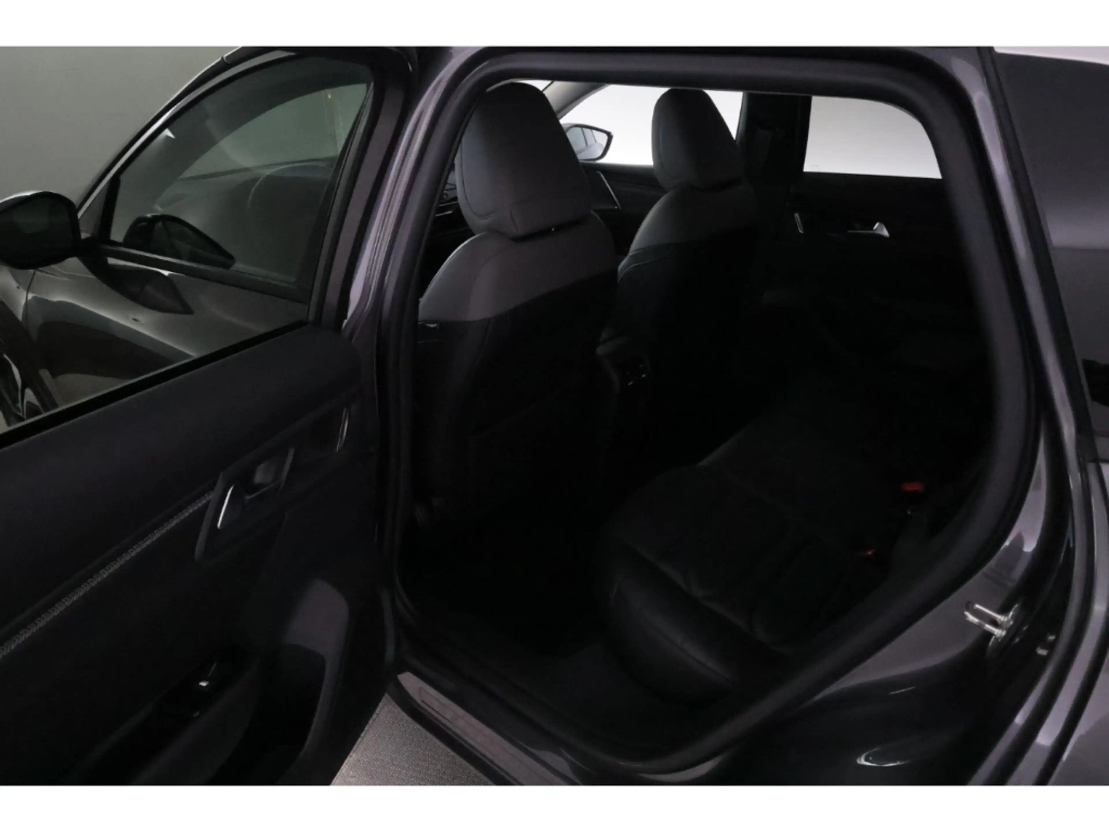 Citroen C5 X 1.2PureTech Aut.130 Plus+LED+NAVI+KAMERA+HUD — photo 16