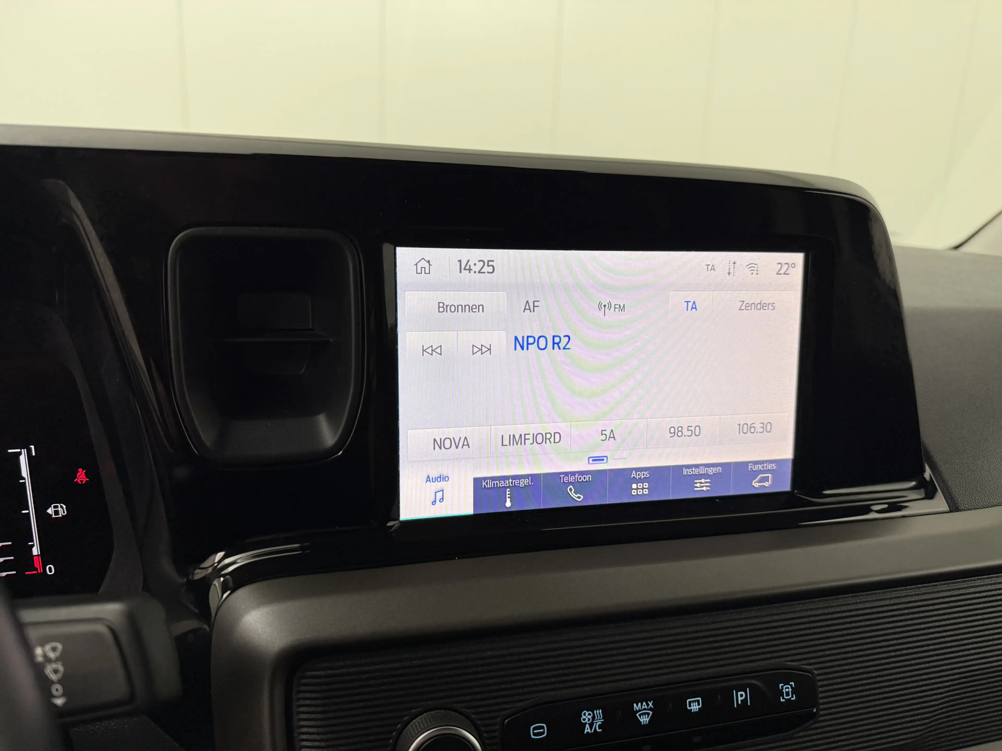 Ford Transit Courier Ecoblue | Navigatie | Camera | Airco | Cruise — photo 18
