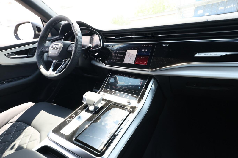 Audi Q8 S line 2xS AssistenzP+ 22Z Laser Pano HUD Klim4... — photo 9