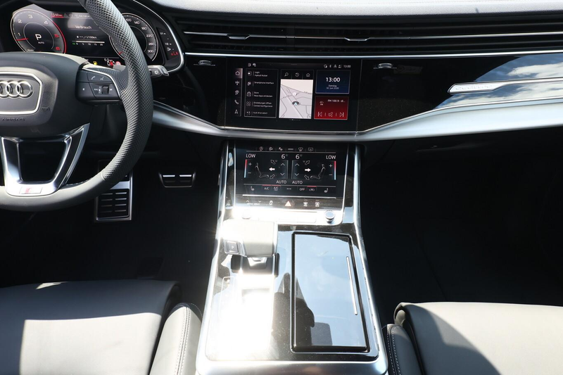 Audi Q8 S line 2xS AssistenzP+ 22Z Laser Pano HUD Klim4... — photo 8