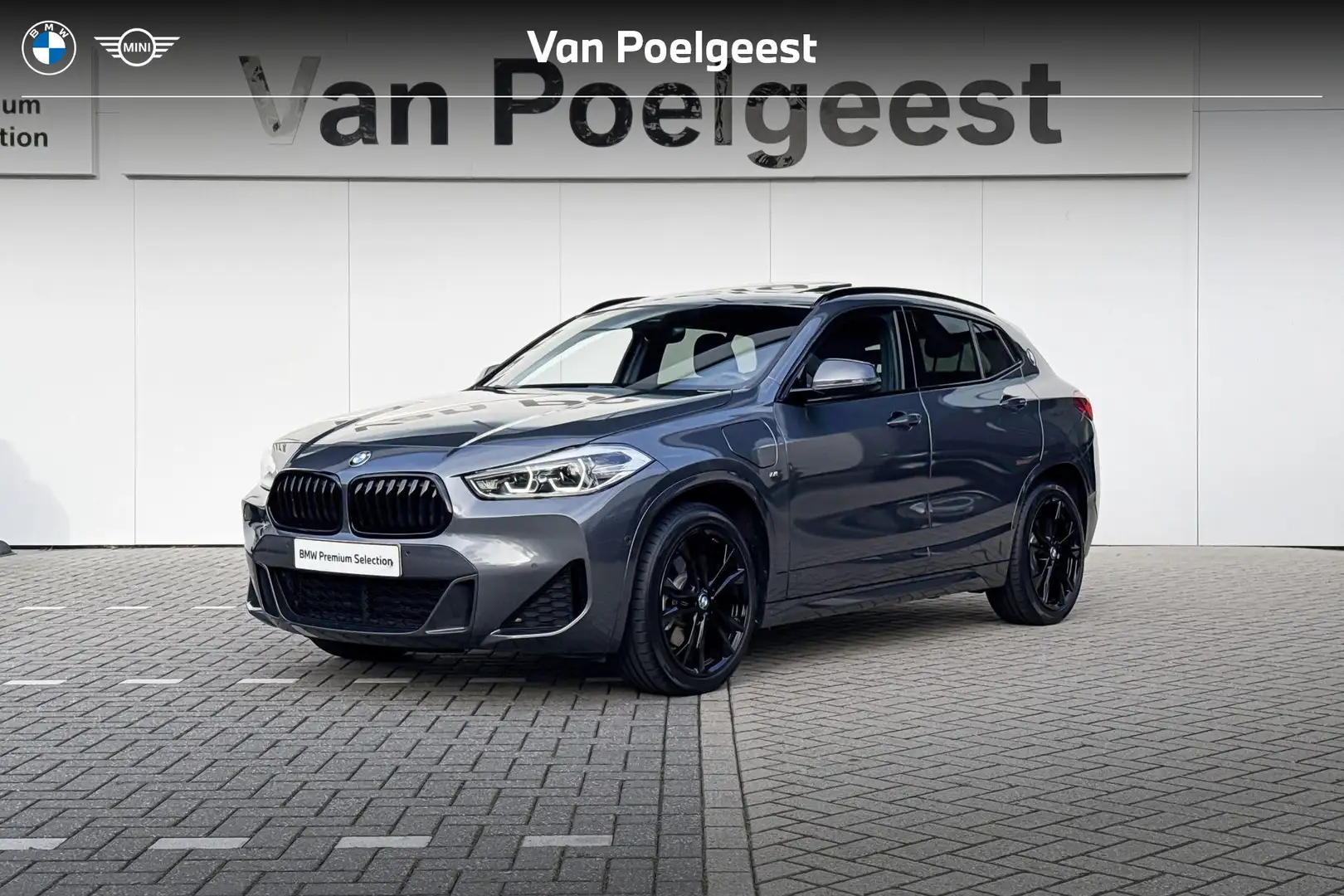 BMW X2 xDrive25e M Sport | Panoramdak Grijs - 1
