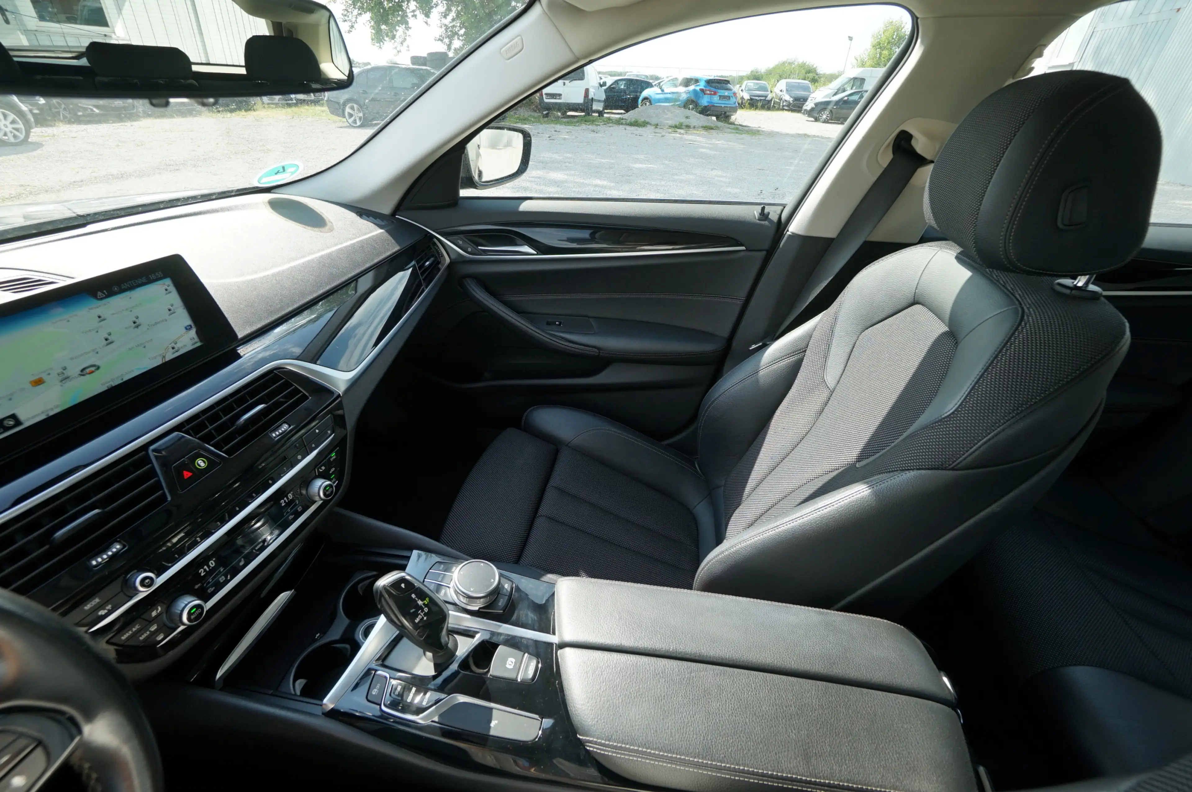 BMW 530 Touring Sport Line Aut. |LED| |AHK| |EURO6| — photo 13
