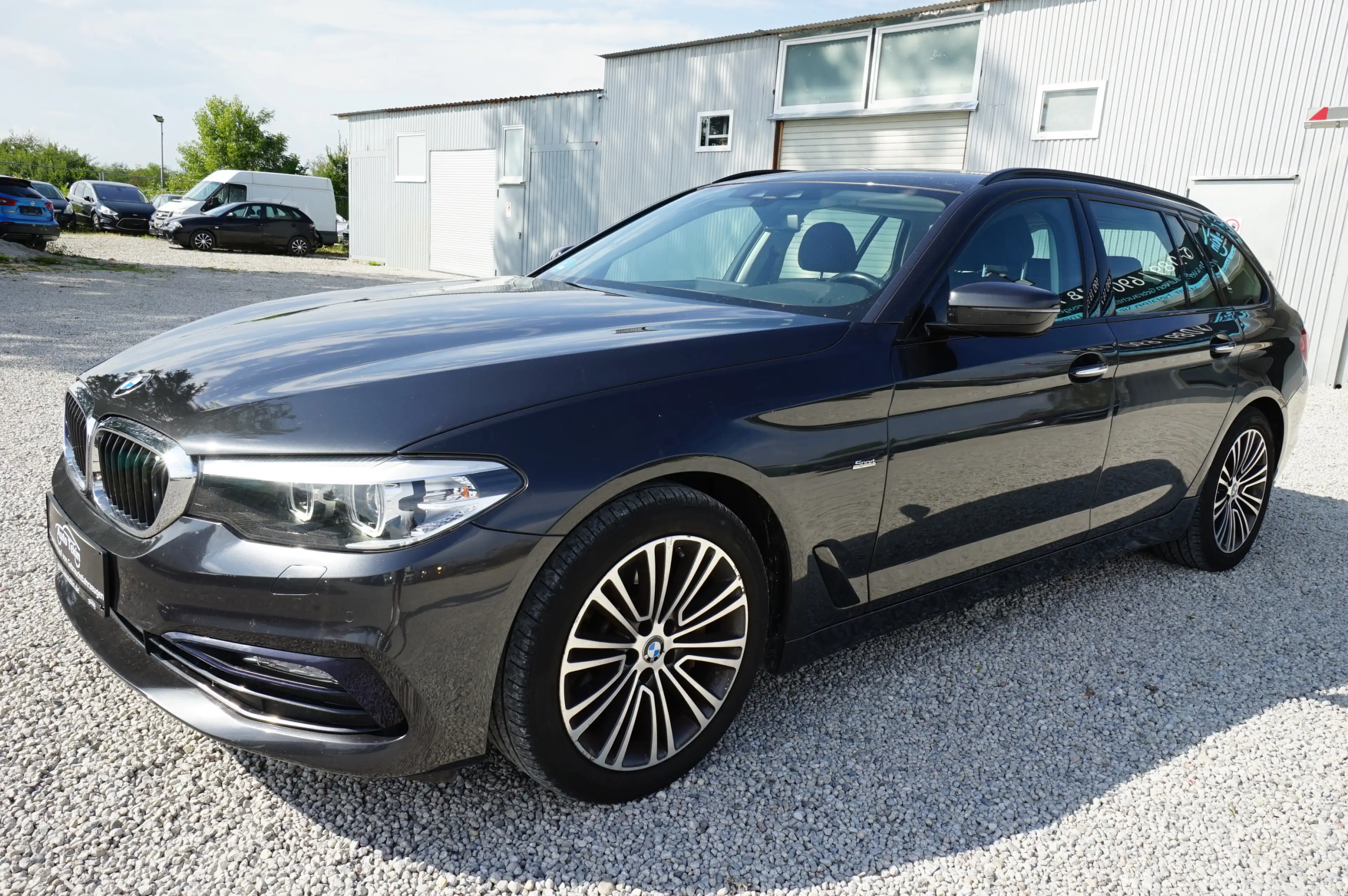 BMW 530 Touring Sport Line Aut. |LED| |AHK| |EURO6| — photo 4