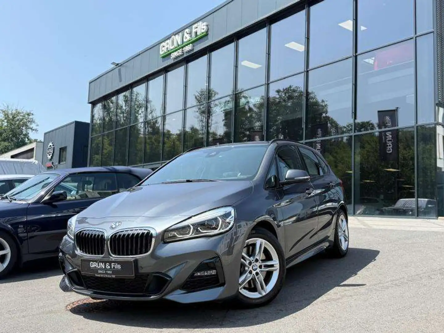 BMW 225 i xDrive Active Tourer M Sport Zwart - 1