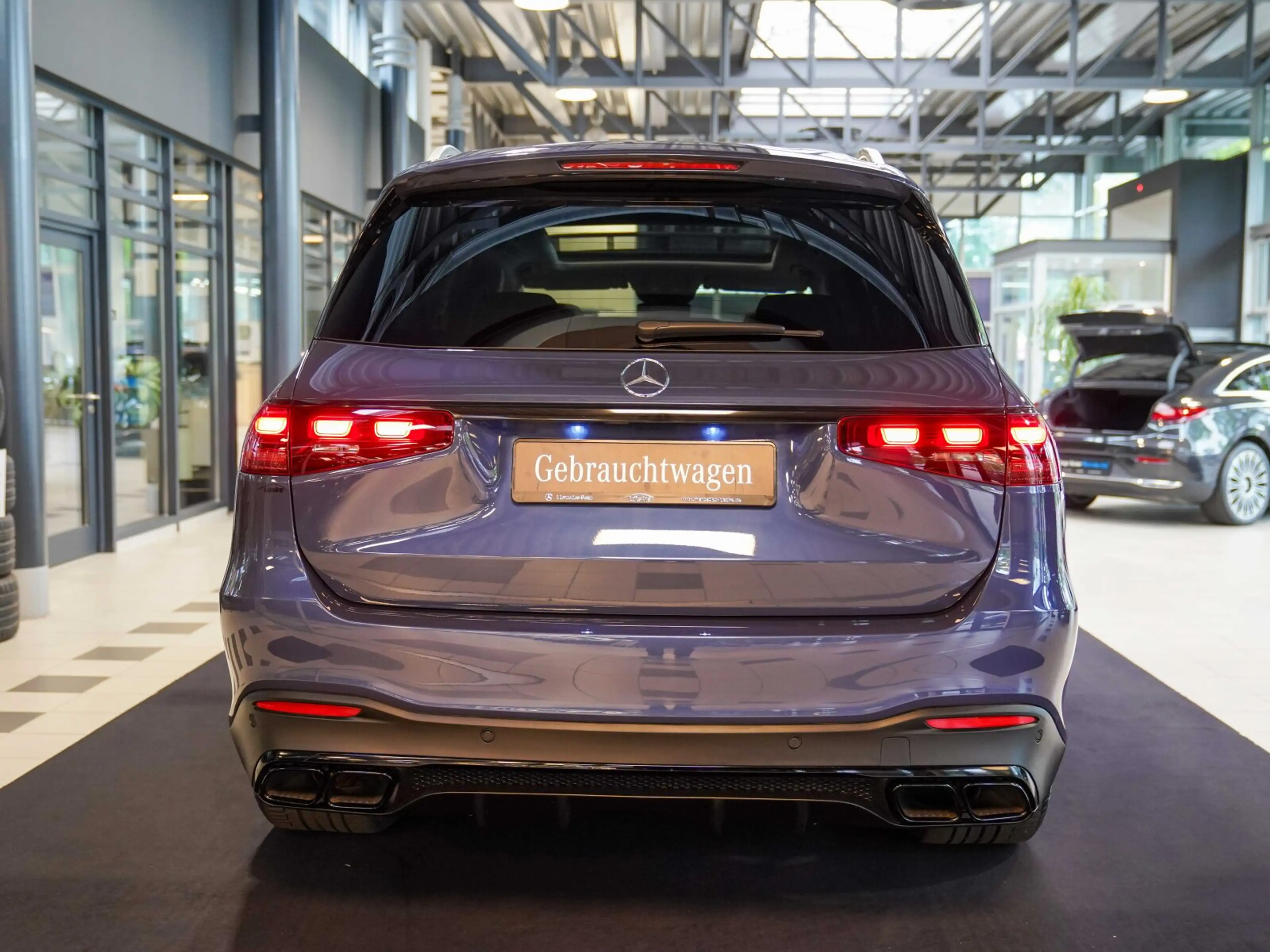 Mercedes-Benz GLS 450 GLS 450 d 4M AMG Line 63 AMG Umbau AHK Pano 360° — photo 4
