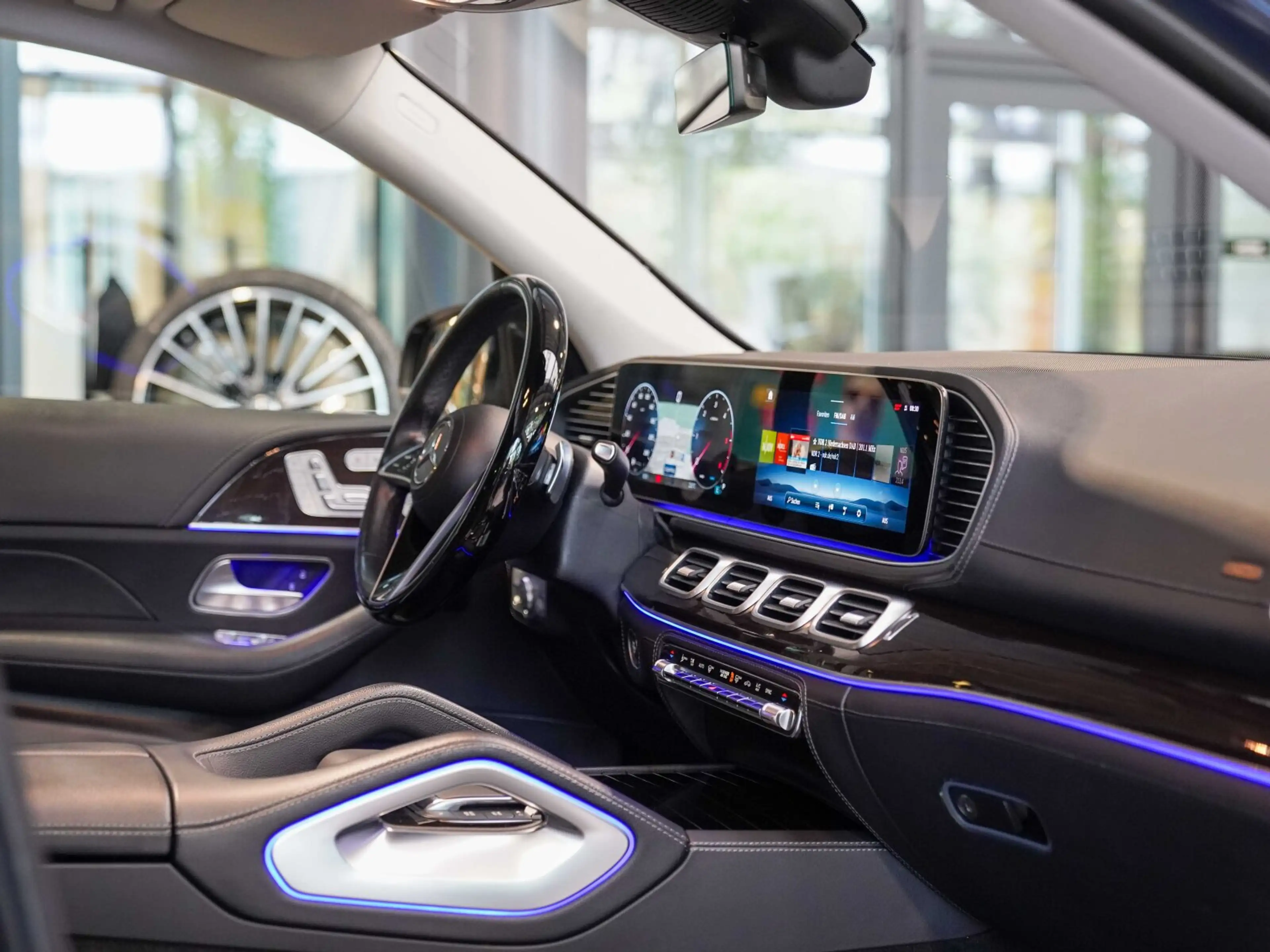 Mercedes-Benz GLS 450 GLS 450 d 4M AMG Line 63 AMG Umbau AHK Pano 360° — photo 8