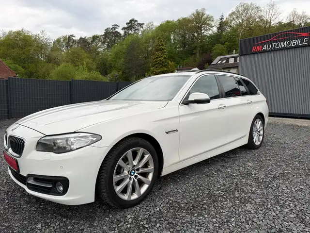 BMW 525 d Touring  NAVI/Bi-XENON/PANO