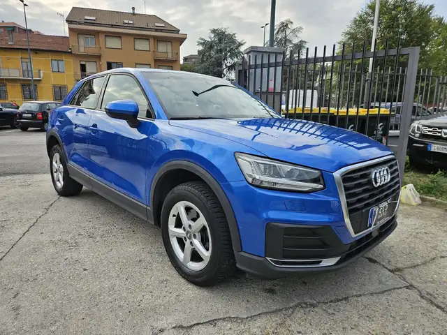 Audi Q2 view 3