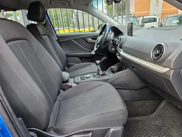 Audi Q2 view 12