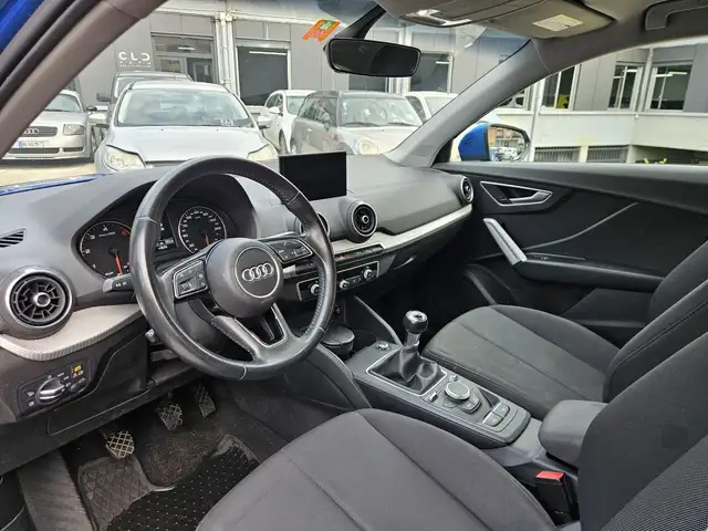 Audi Q2 view 7