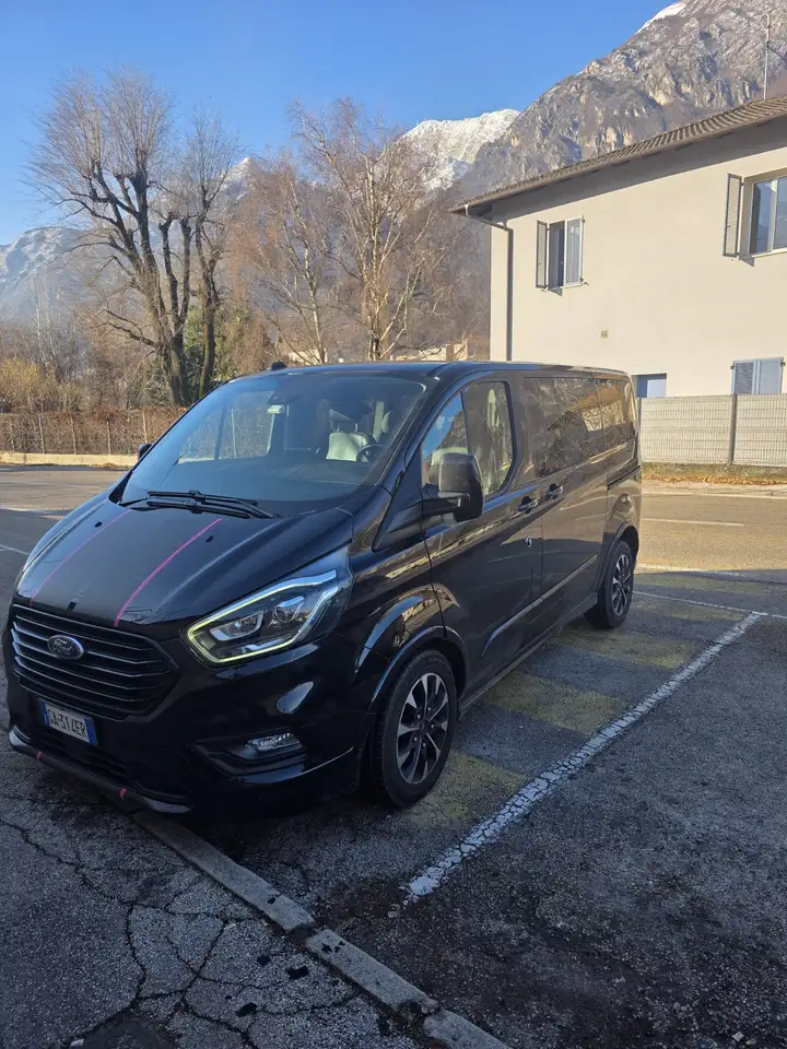 Ford Tourneo Custom