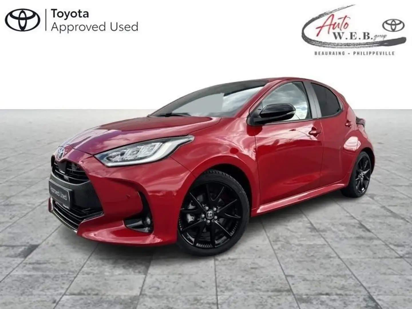Toyota Yaris 1.5 Hybrid e-CVT Style High te Rouge - 1