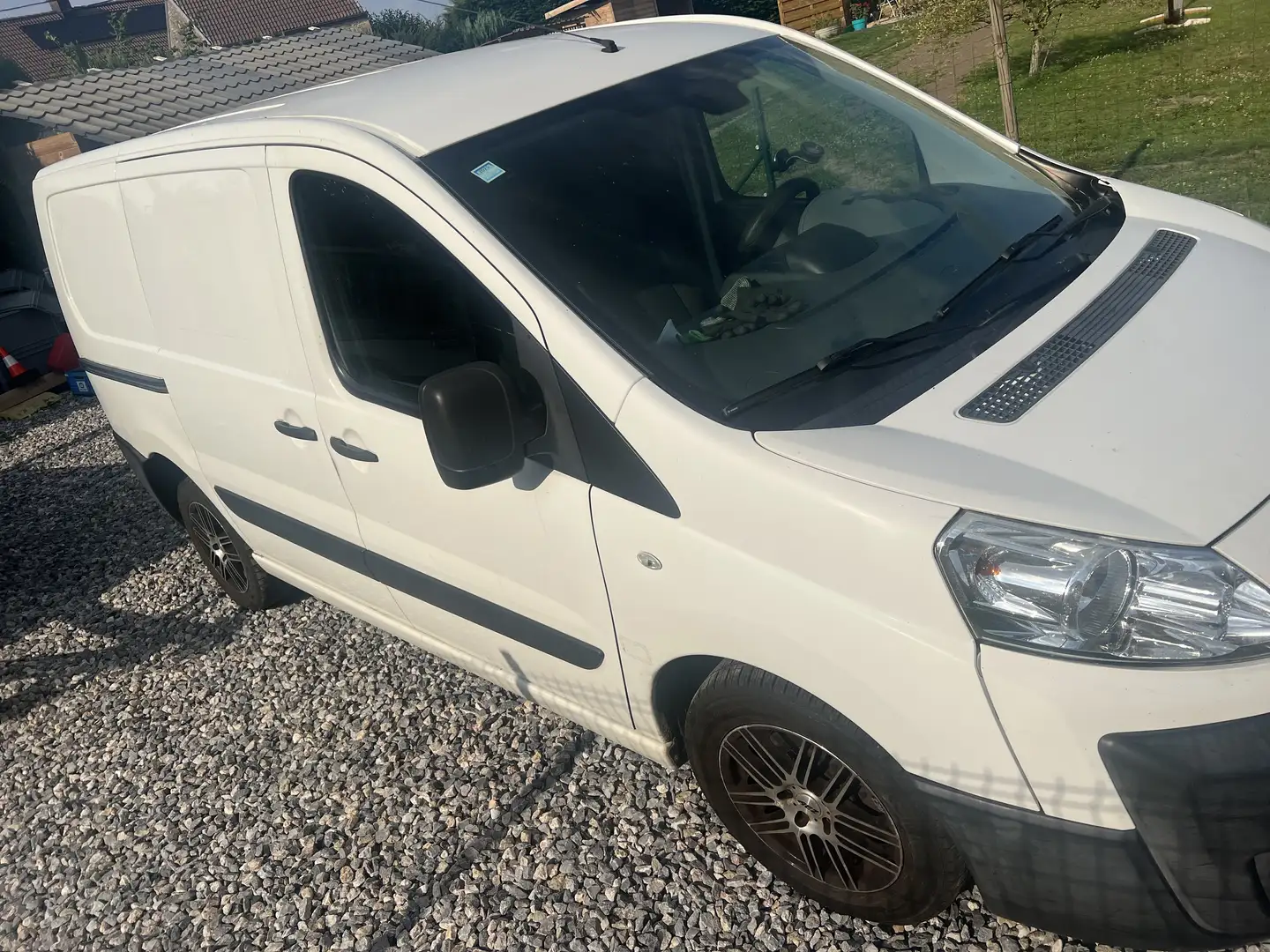 Peugeot Expert 2.0 HDi L2H1 Premium FAP - 2