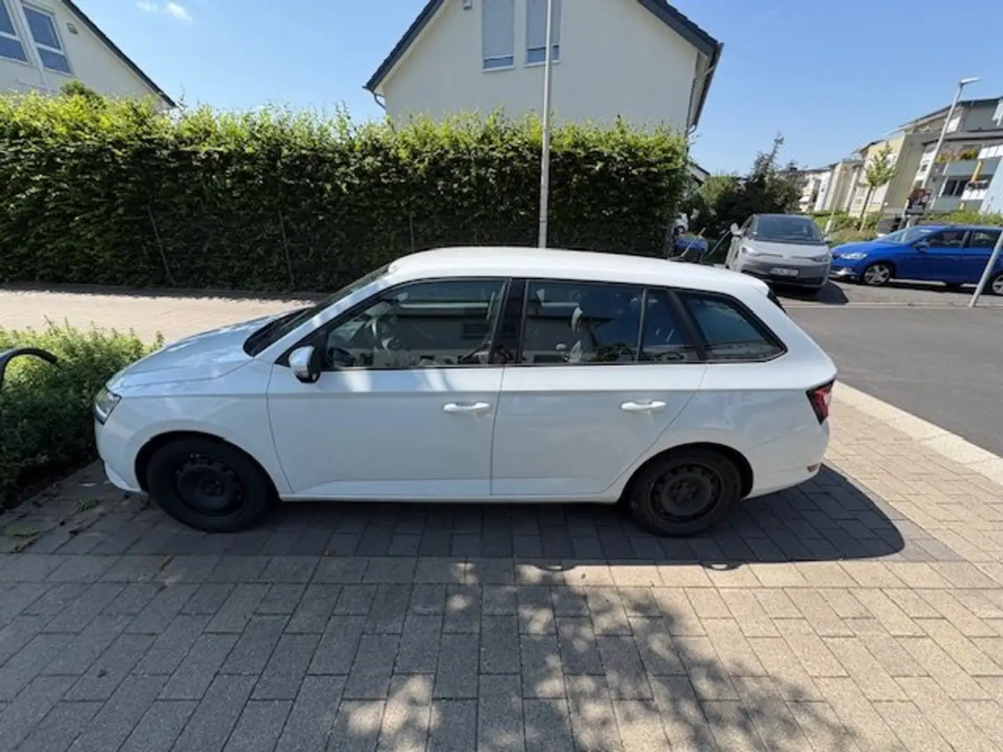 Skoda Fabia Fabia Combi 1.0 TSI Active Bílá - 1