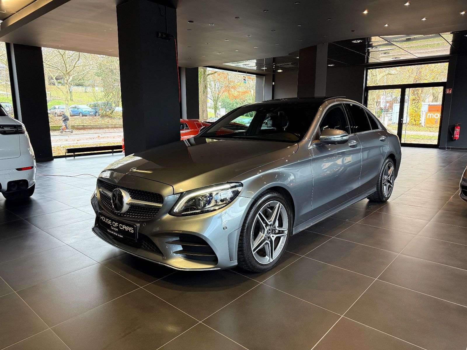Second hand Mercedes Benz C-Class 