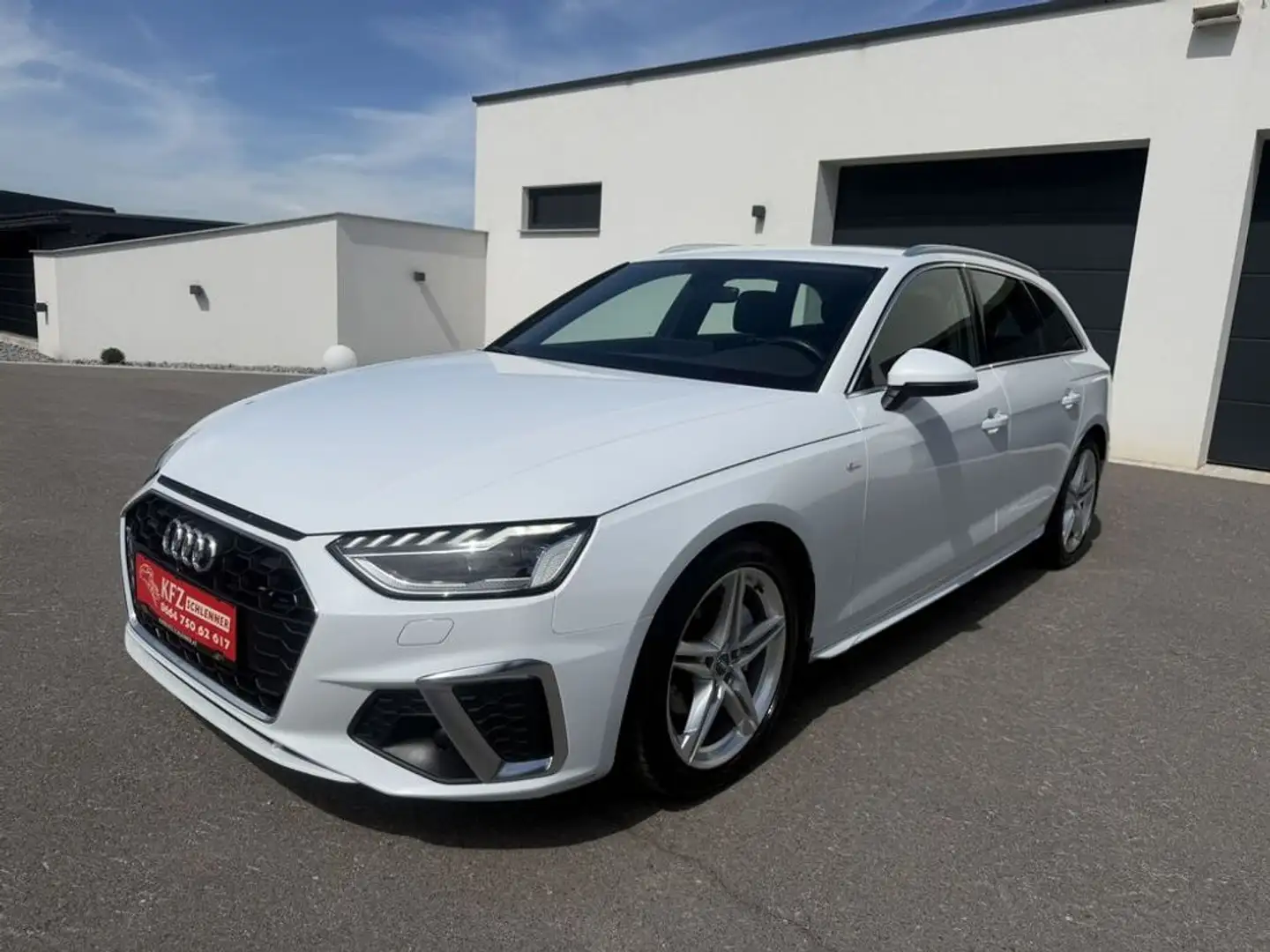Audi A4 Avant 40 TDI S line quattro/Matrix/AHK/Standhei Weiß - 1