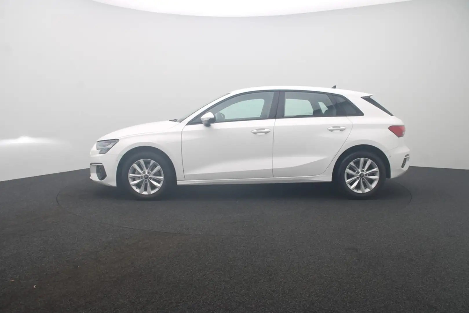 Audi A3 Sportback 30 TFSI . Virt.Cockpit Navi SZH Blanc - 2