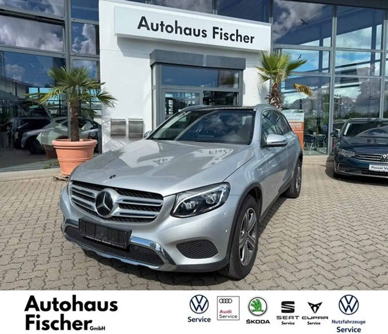 Mercedes-Benz GLC 250 d 4Matic Silber - 1