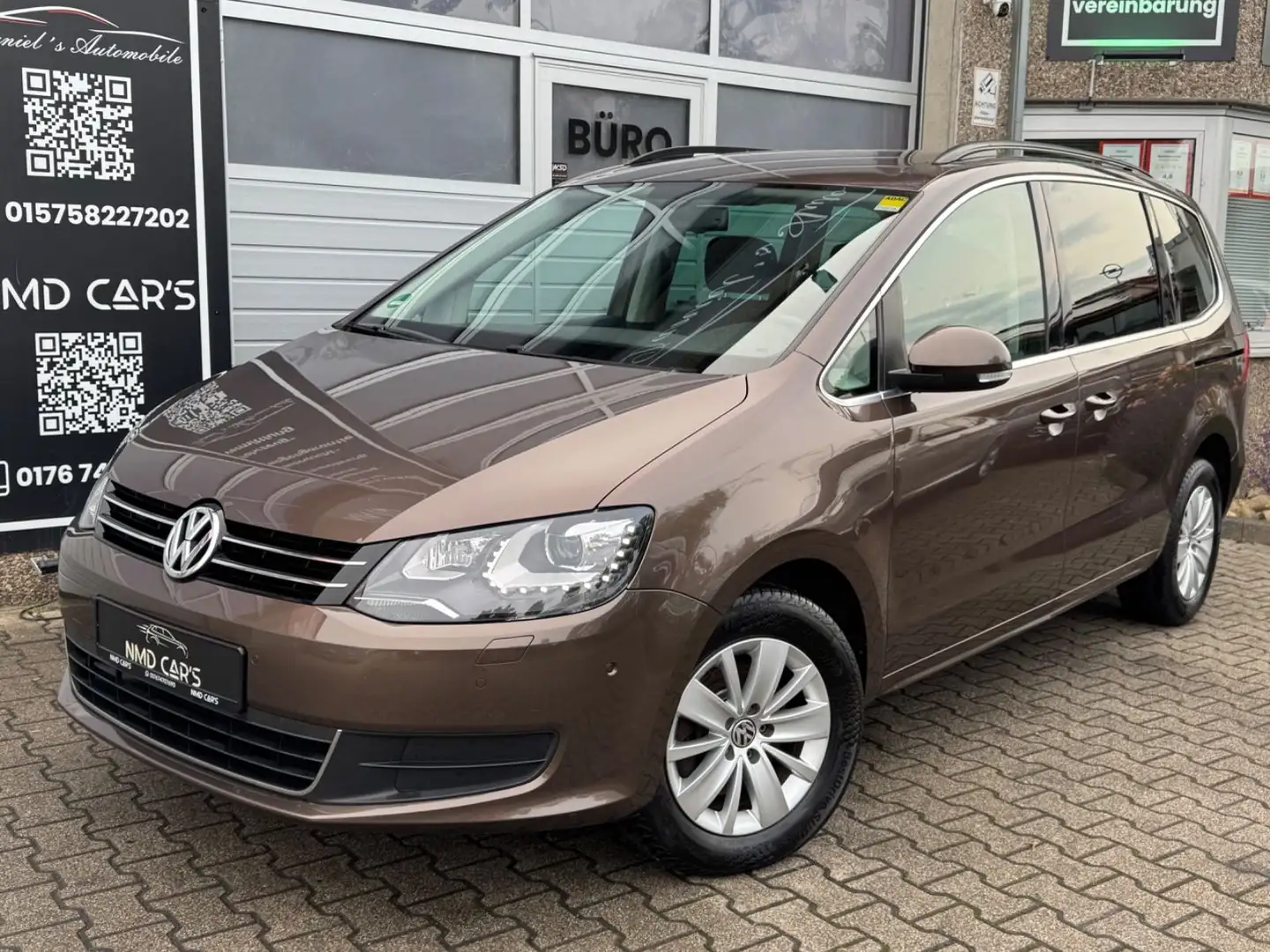 Volkswagen Sharan Comfortline BMT BI-XENON/AHK/GEPFLEGT Marrone - 2