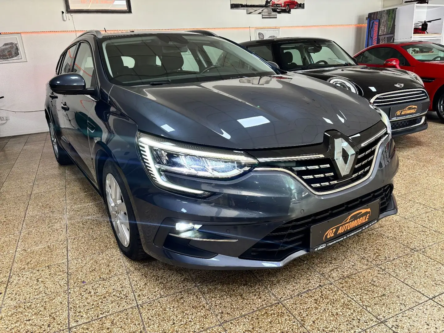 Renault Megane IV Grandtour Business Edition 1.Hand Grigio - 2