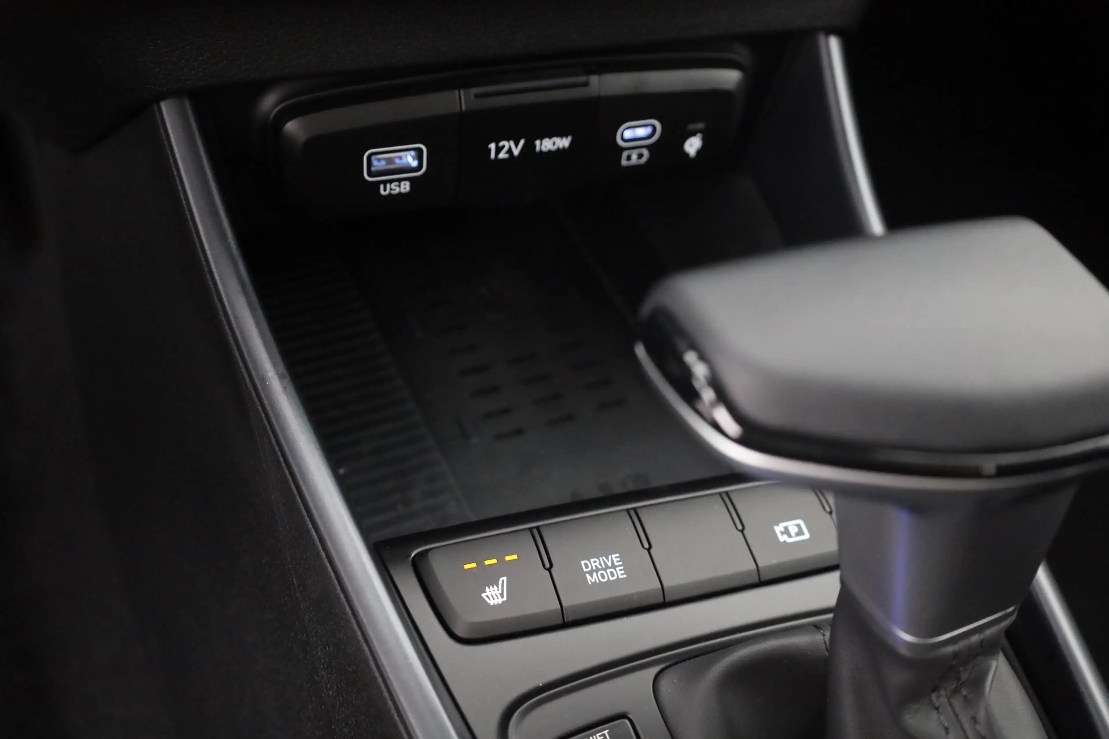 Hyundai i20 1.0 T-GDI Aut. LED Navi Kamera Sitzheizung — photo 13