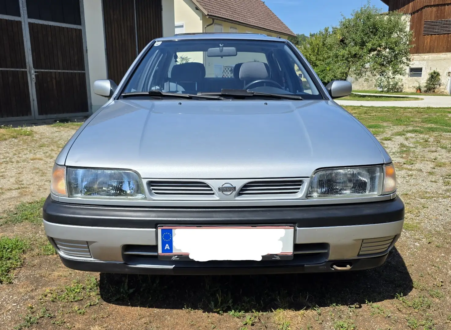 Nissan Sunny 1,6 SLX Silber - 2